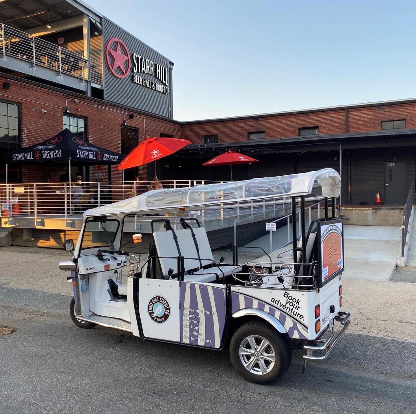 💥GIVEAWAY💥 Win an @rvatuktuk 3-hour Bar Hop Tour for you and 5 friends 🚍 AND gift cards to each of the 3 stops you&rsquo;ll hit along the way, including $20 to @starrhillrva, $20 to @beauvineburger, and $20 to @canonanddraw 🍔🍻

And in exciting n