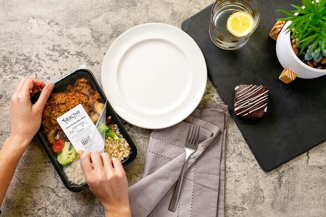 🌟GIVEAWAY🌟 Win a whole month of free, chef-prepared meals (7 meals per week for 4 weeks) from @healthyfresh.meals 🥗

This 100% female-owned company sources crafts all-natural, healthy meals and delivers them right to your doorstep, fresh and ready
