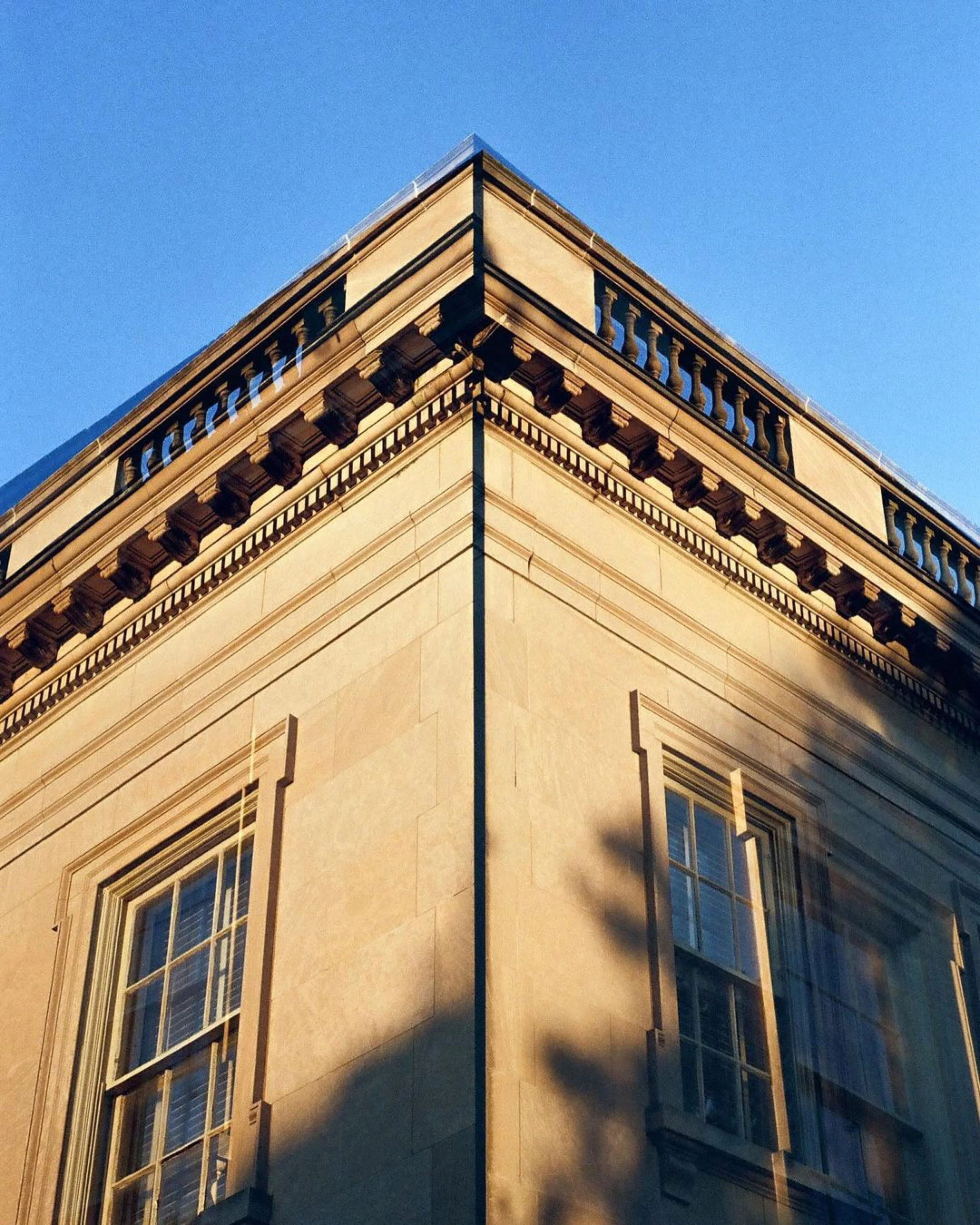 Ed 305: Mother's Day Gift Guide, Wood-Fired Pizza, Mail Service Fix