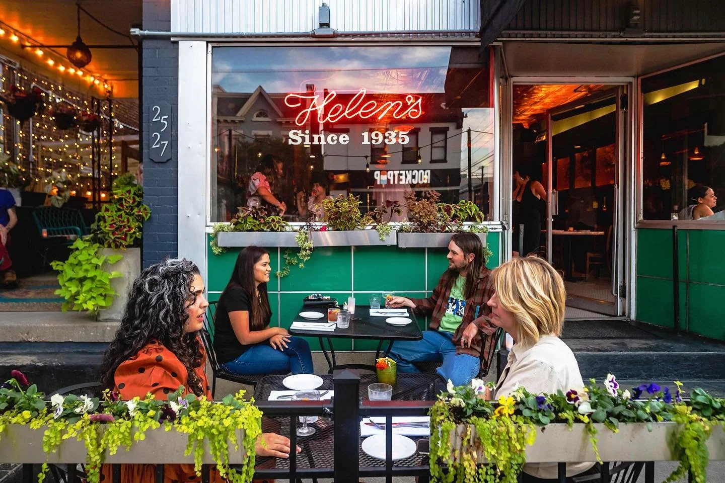 12 of Richmond’s Best Dive Bars Throughout the City
