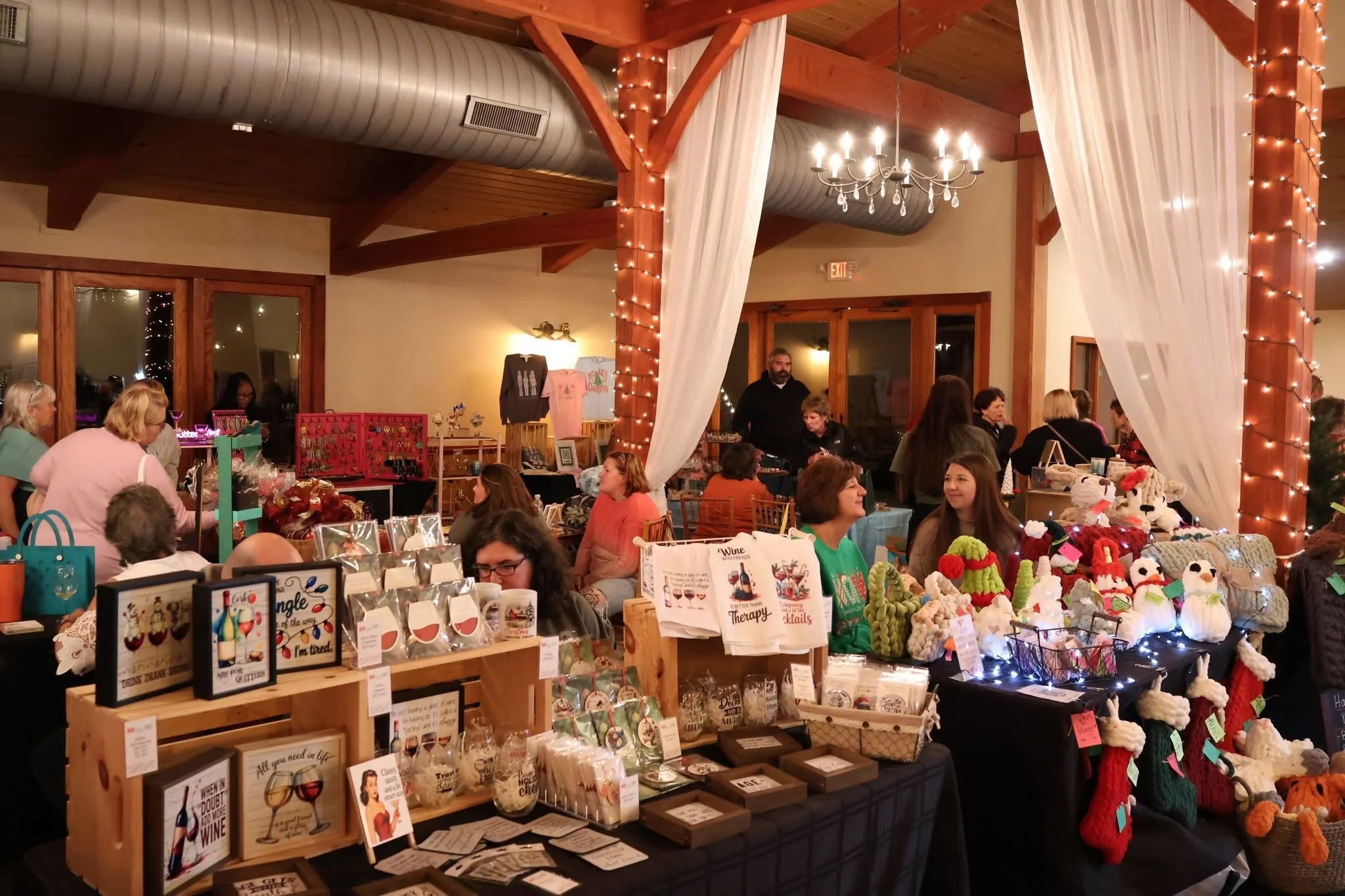 Holiday Markets at Ashton Creek Vineyard 