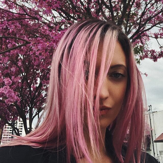 It&rsquo;s cherry blossom season and we showin uppp!  Spring cut &amp; color for @amberkekich 
@redken 
@brazilianbondbuilder 
@perrymcgrathsalon 
@jessicacookhair 
@framar 
@hairbrained_official 
@mizutaniamerica