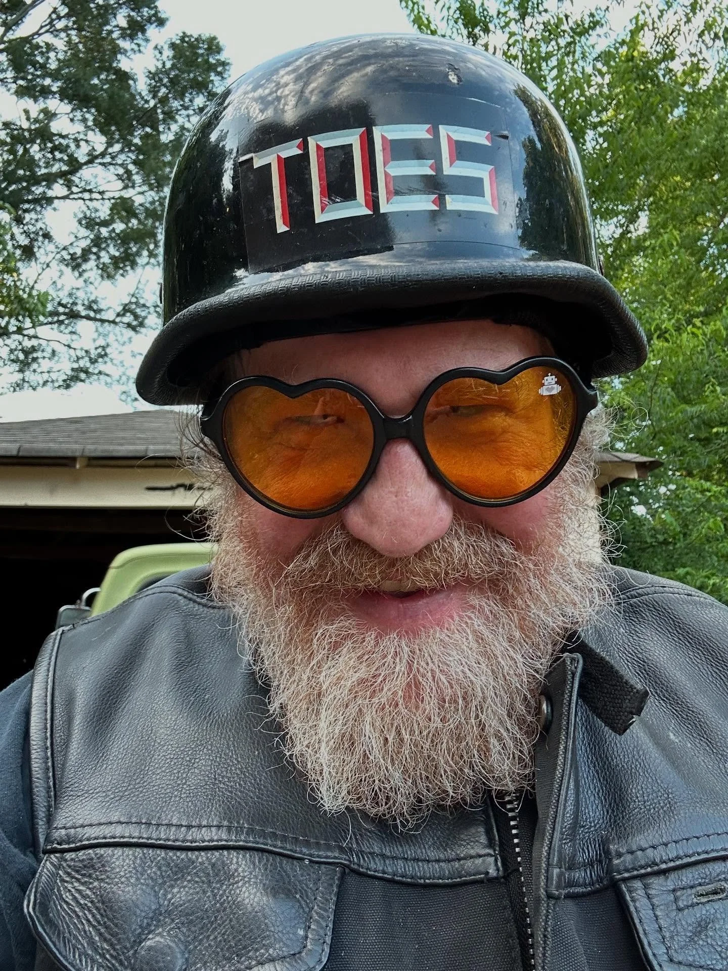 Devastated to hear that Brent Hinds has left this world. We just spoke about life, music, and the one thing that always brought him peace&mdash;riding. 

In what would become his final interview, he told me: &ldquo;The breeze on my knees, brother. Ri