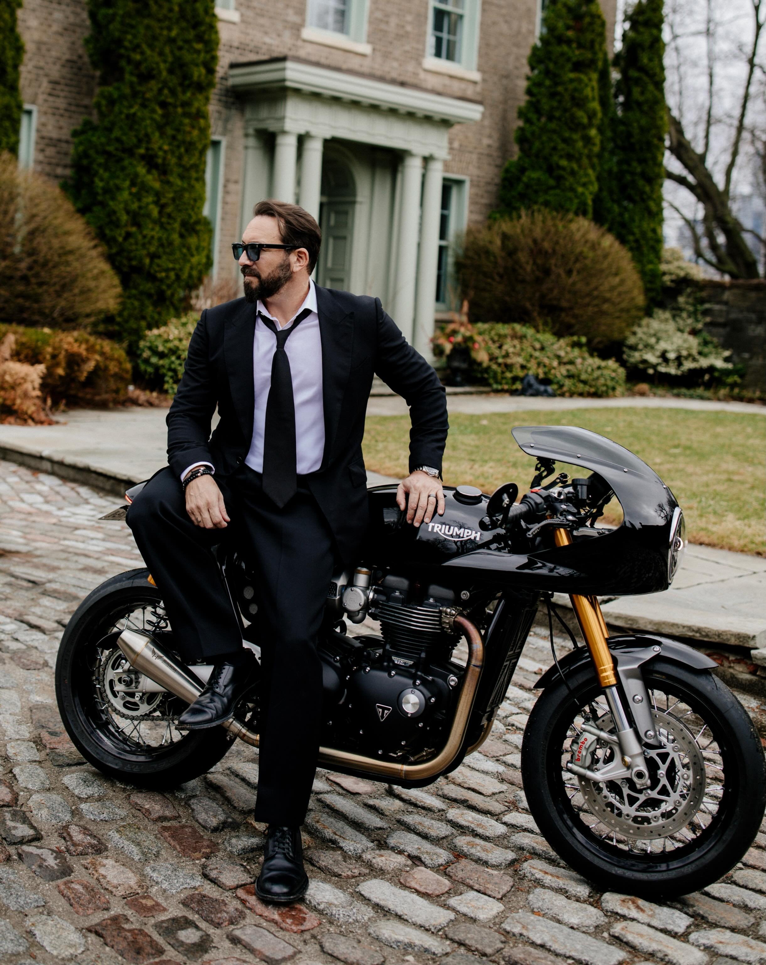 Three weeks to go until the Distinguished Gentleman&rsquo;s Ride (@gentlemansride). 

A cause close to my heart&mdash;supporting @movember and funding critical programs in men&rsquo;s mental health and prostate cancer research.

Thank you to everyone