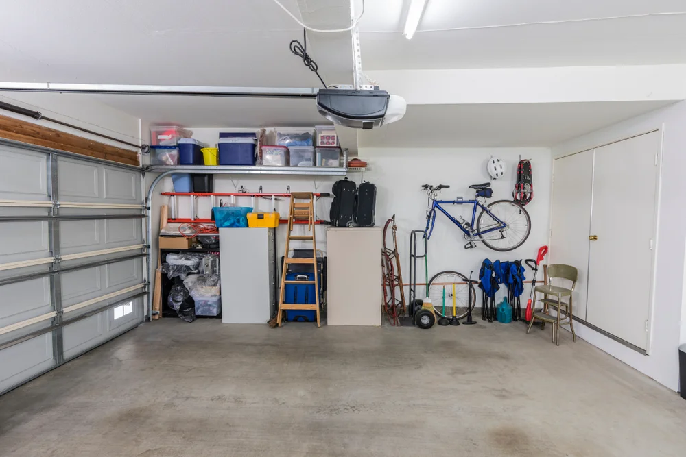 wh_garage.jpg