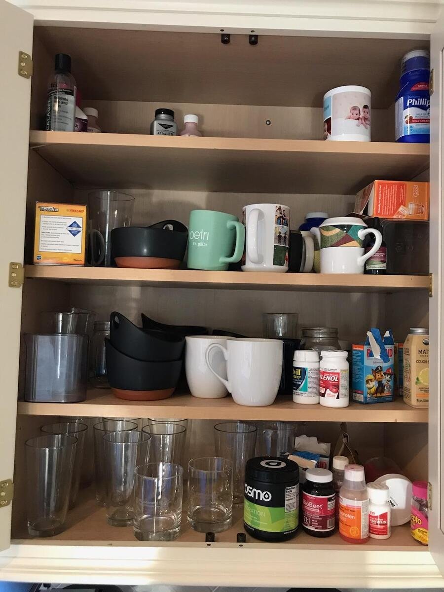 Kitchen Cabinet Before