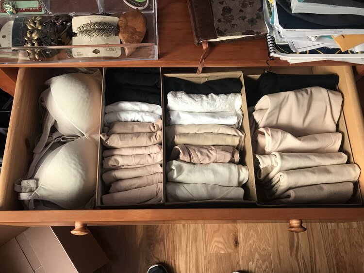organized-drawer-separator.jpg