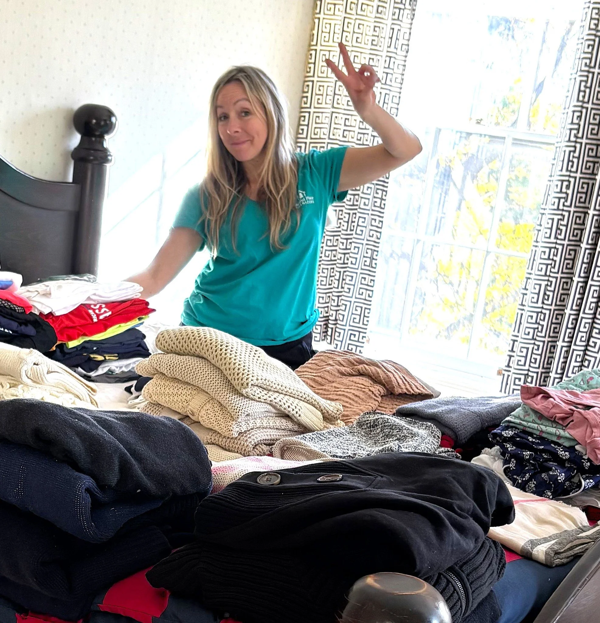 Team Peace organizer Kerri gives a peace sign during a big unpack job in Hingham.  Swipe to check out the rest of her work.  How great is it to go from piles of  full boxes to beautifully organized  drawers in 1 day?  That's why hiring professionals 