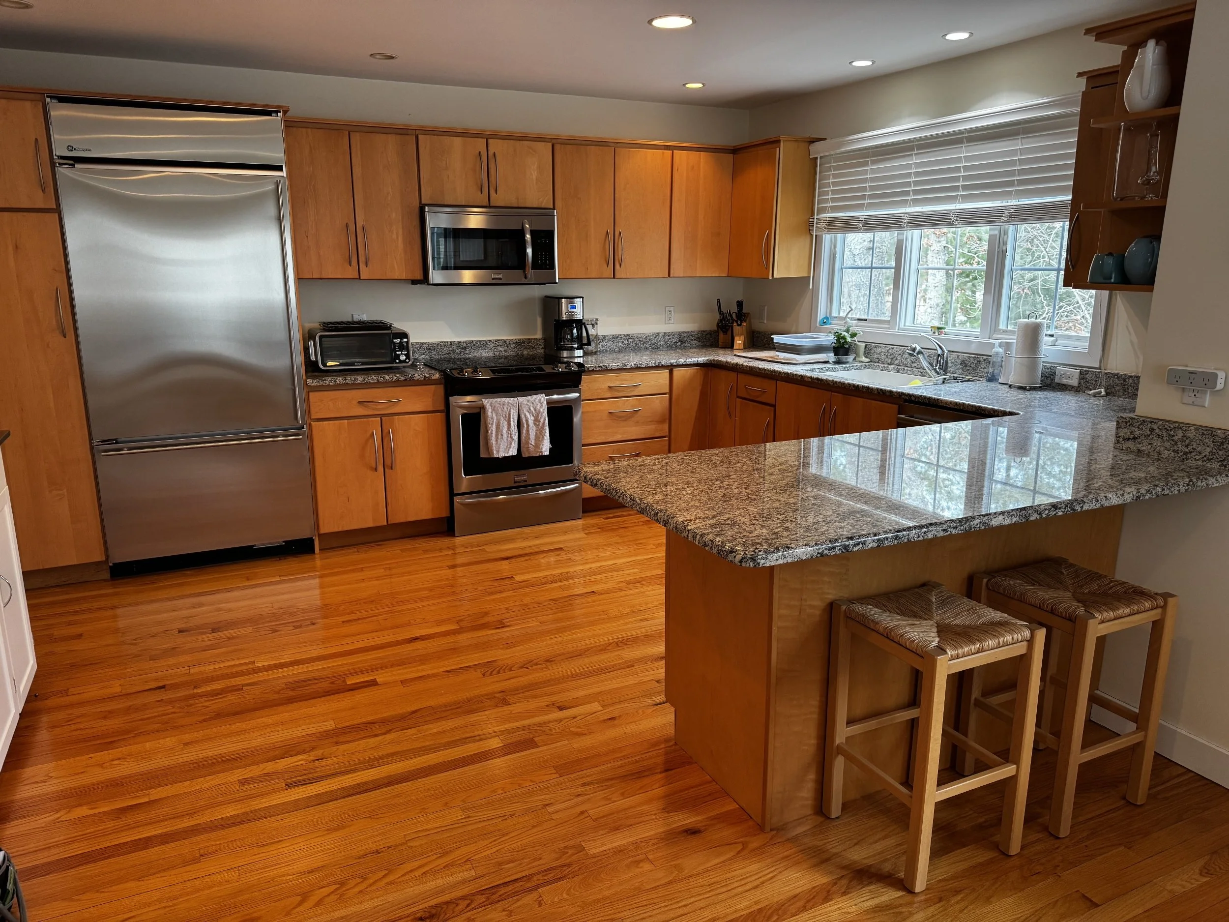 From Lived-In to Photo & Guest-Ready in Just One Day