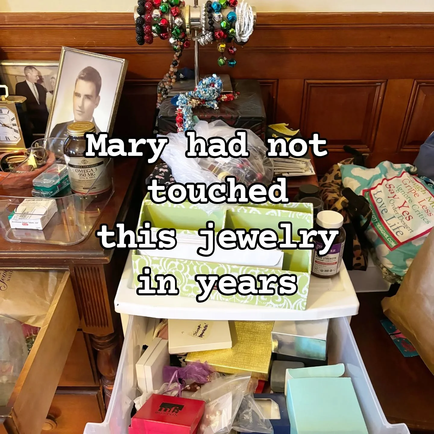 Mary&rsquo;s jewelry had taken over her home&mdash;scattered in bags, boxes, and drawers, all mixed together.

She felt frustrated&hellip; and honestly, a little mad at herself.
So organizer Debby reset everything.

✨ Gathered it all into one place
✨