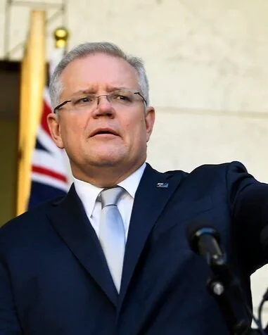 Australia announces travel ban on all non-citizens and non-residents