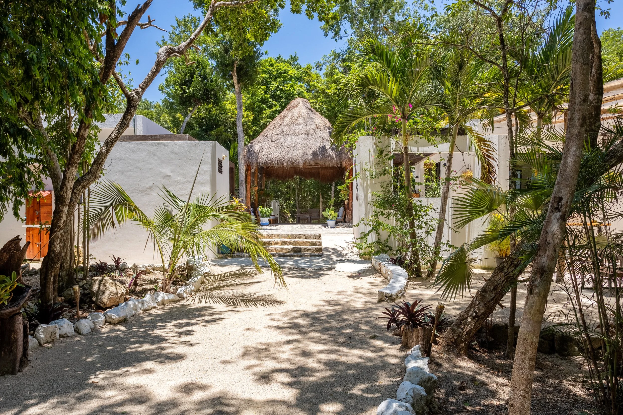 Tulili Main House Entrance.jpg