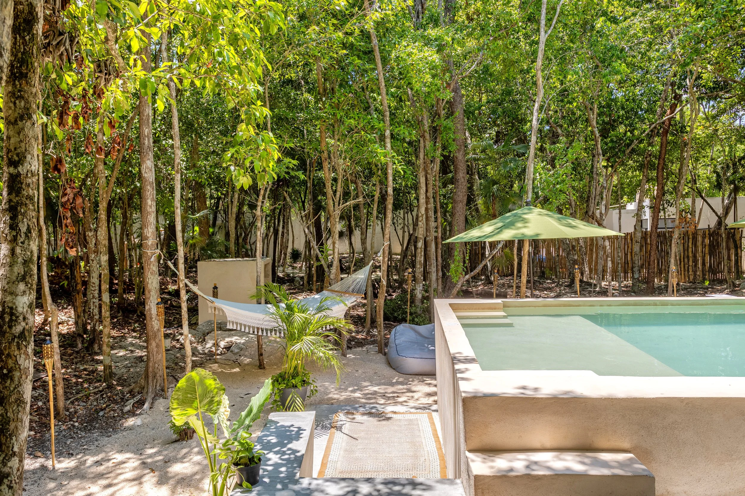 Tulili Pool - 05.jpg