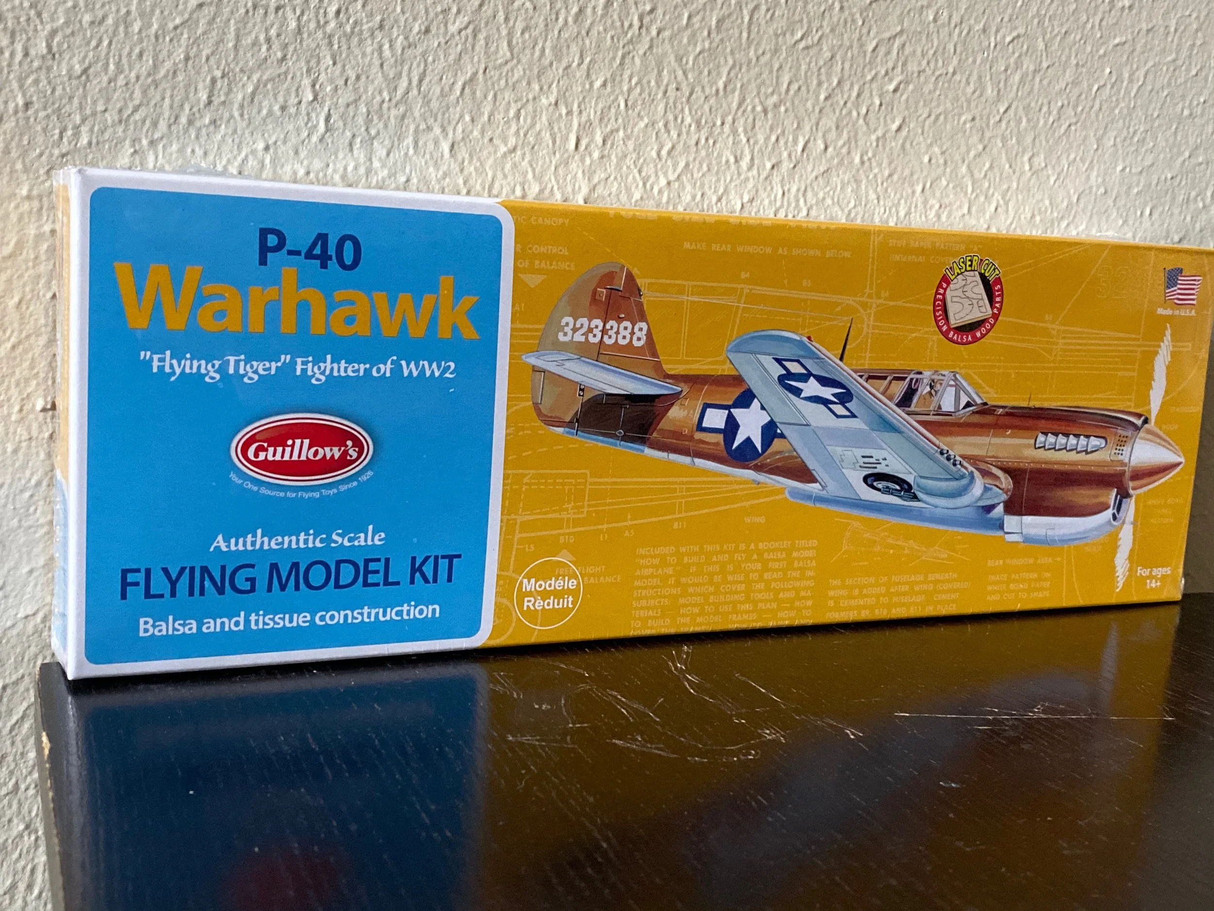 Guillow's P-40 Warhawk 16.5" Wingspan Balsa Kit# 501