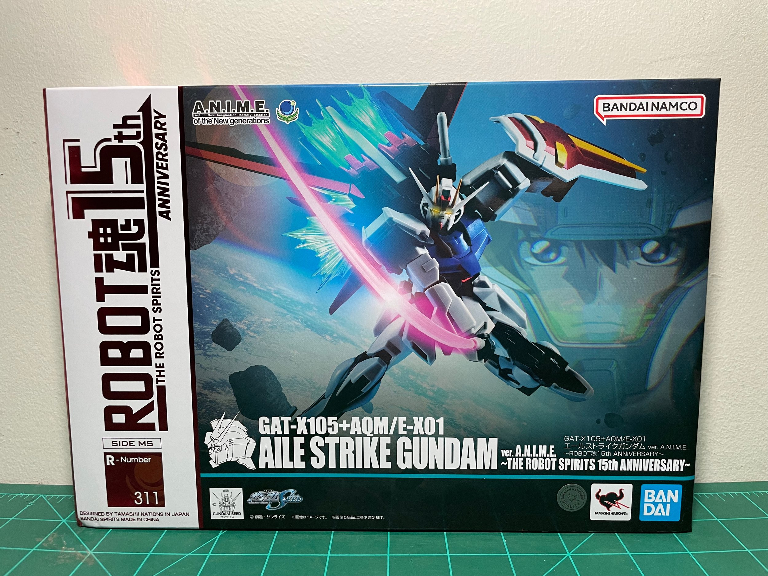 1/100 Bandai ZGMF-X09A Justice Gundam 1/100 Bandai ZGMF-X09A Justice Gundam