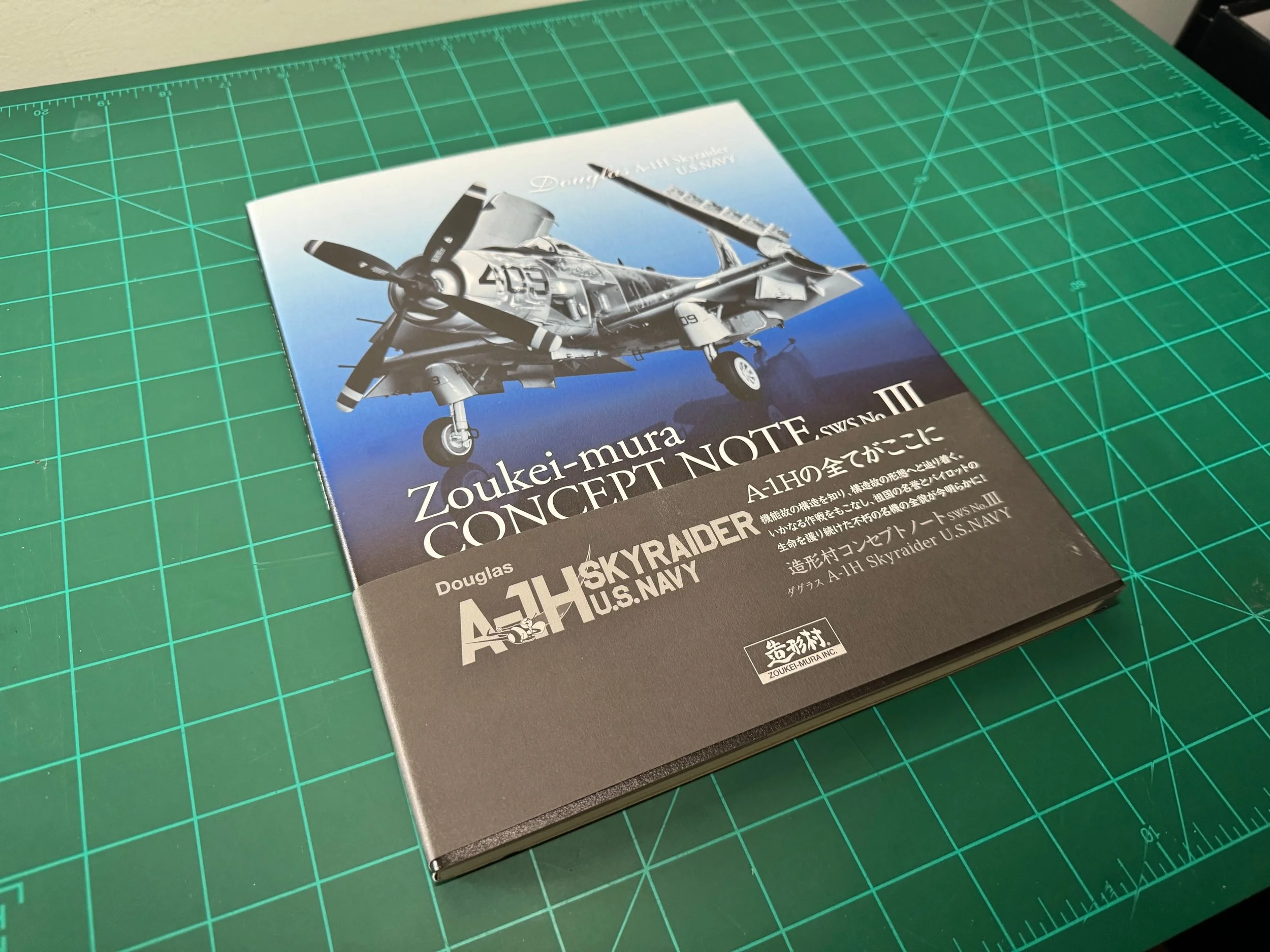 Zoukei-Mura Concept Note No III US Navy A-1H Skyraider Book (softcover)