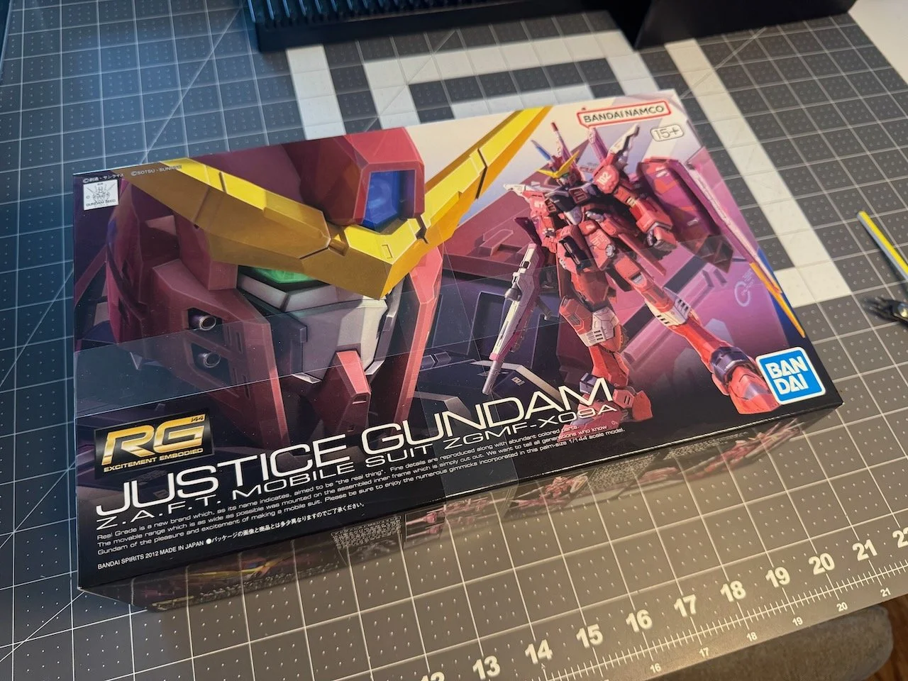 1/144 Bandai Gundam Mk-II A.E.U.G RX-178 (RG) #08 — GAELHOBBIES
