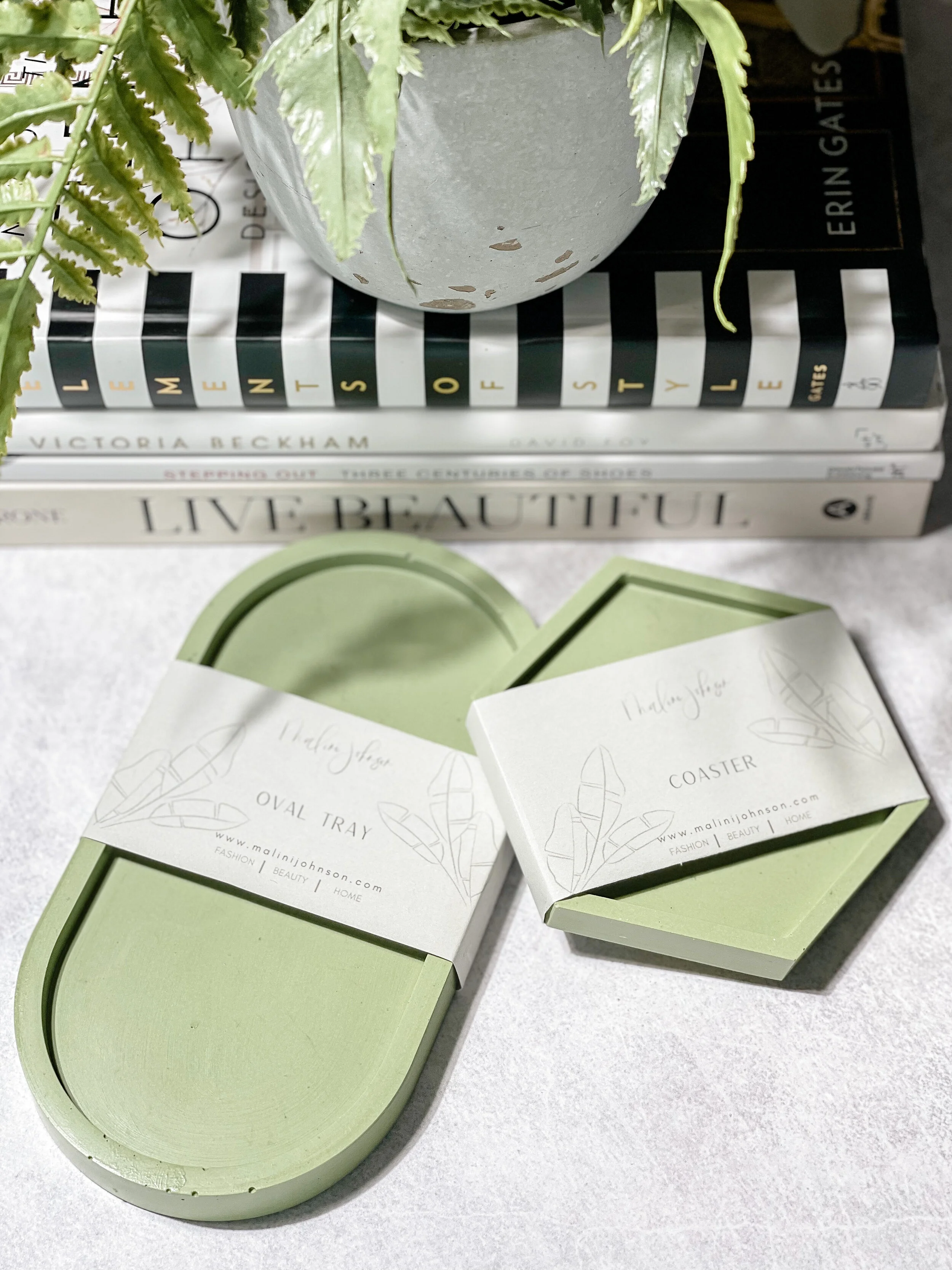 Oval Tray & Coaster - Green.JPG