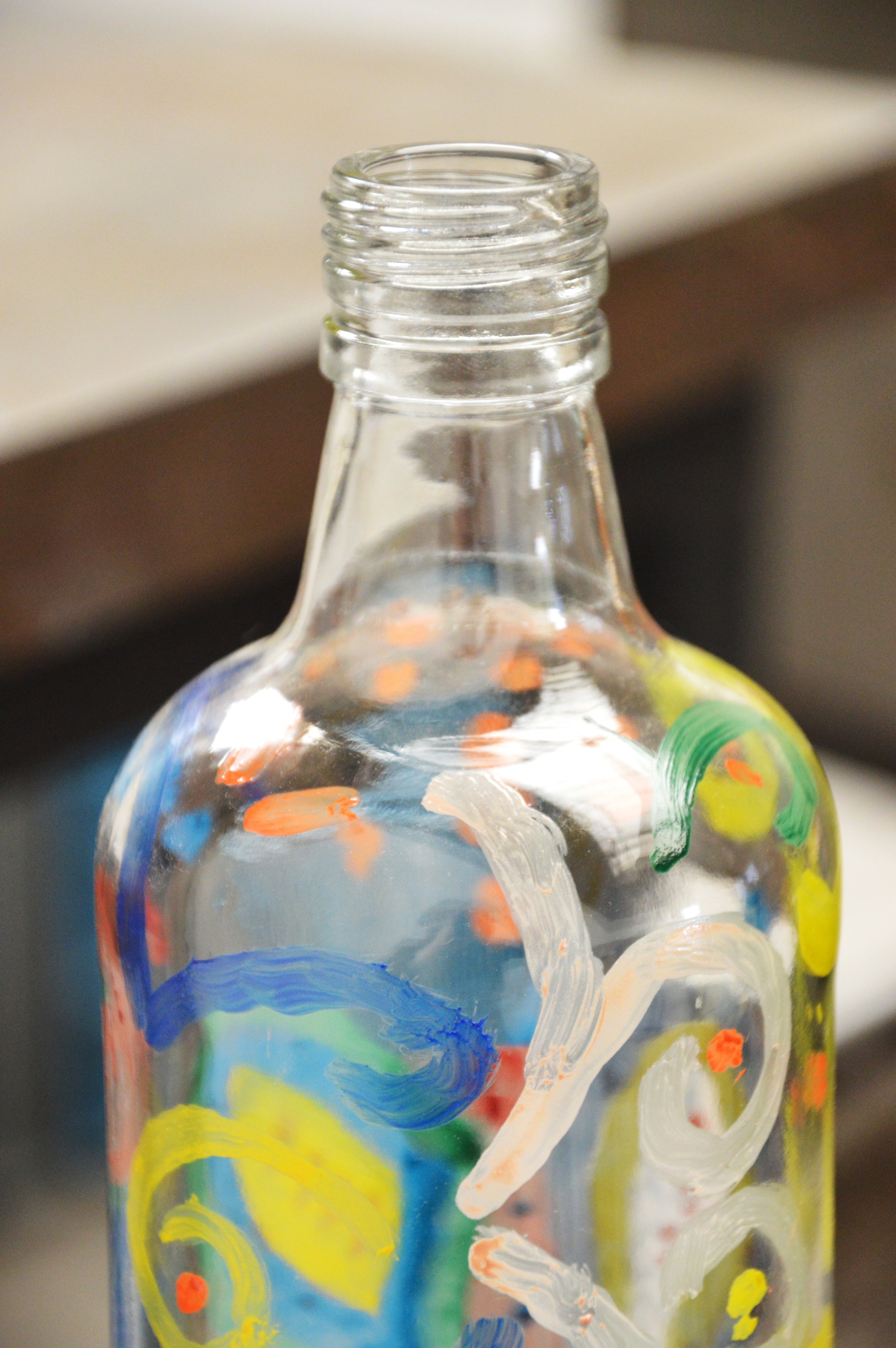 Touching Glass: Paint on Glass NL