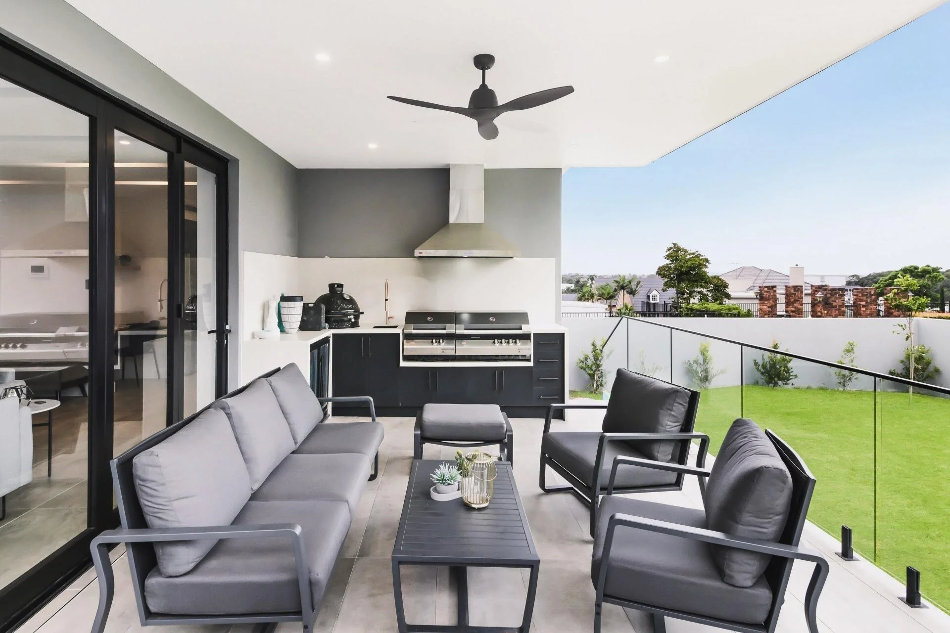 Blakehurst 2221 New Build Renovation Outdoor Balcony Lounge.jpg