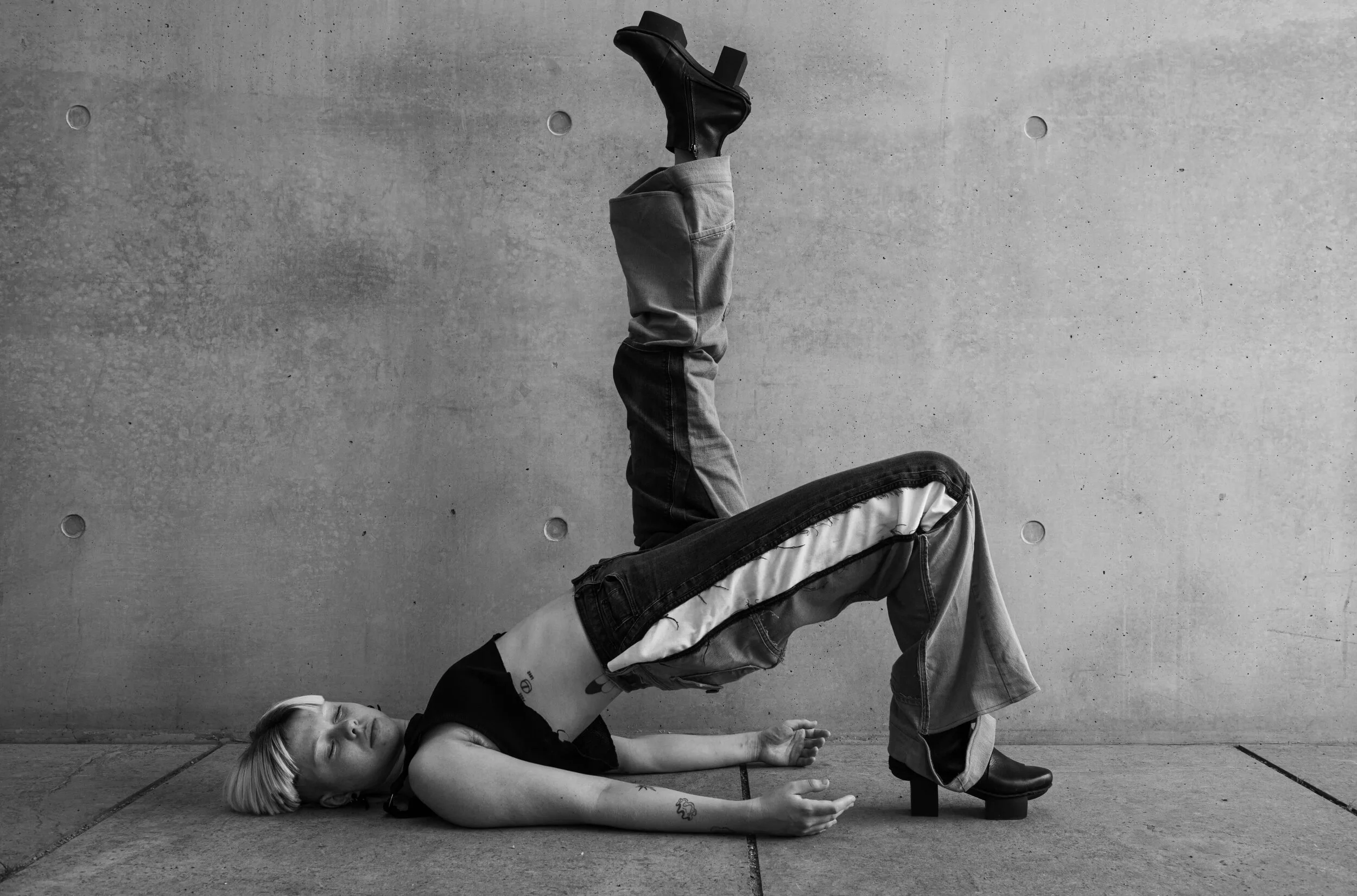 UPCYCLED WHITE &amp; GRAY JEANS