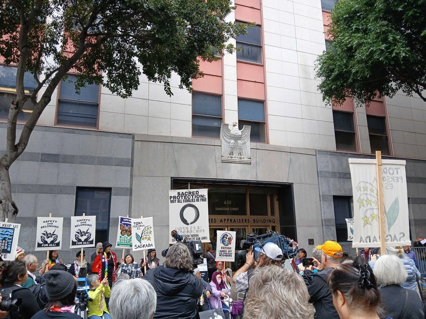 HfHR showed up in solidarity at last week's Day of Remembrance Vigil in front of the San Francisco ICE office, organized by the Interfaith Movement for Human Integrity and Tsuru for Solidarity. Together, we remembered the forced incarceration of over