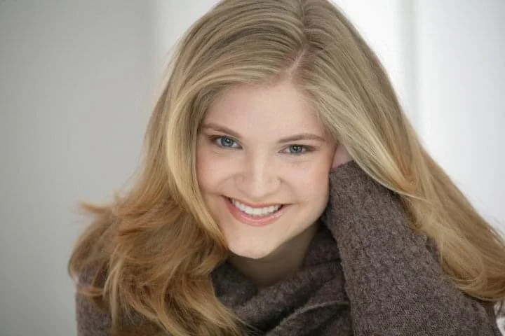 Author Interview: Lara Ann Dominick