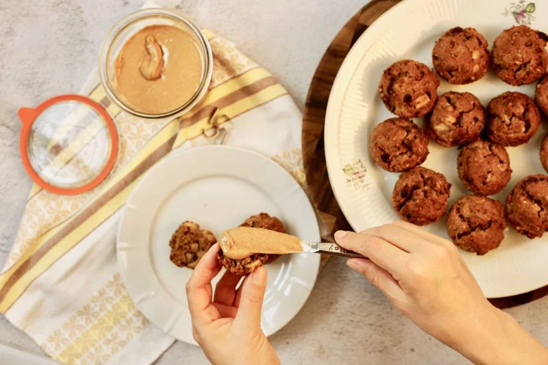 Домашен Бадемов Тахан