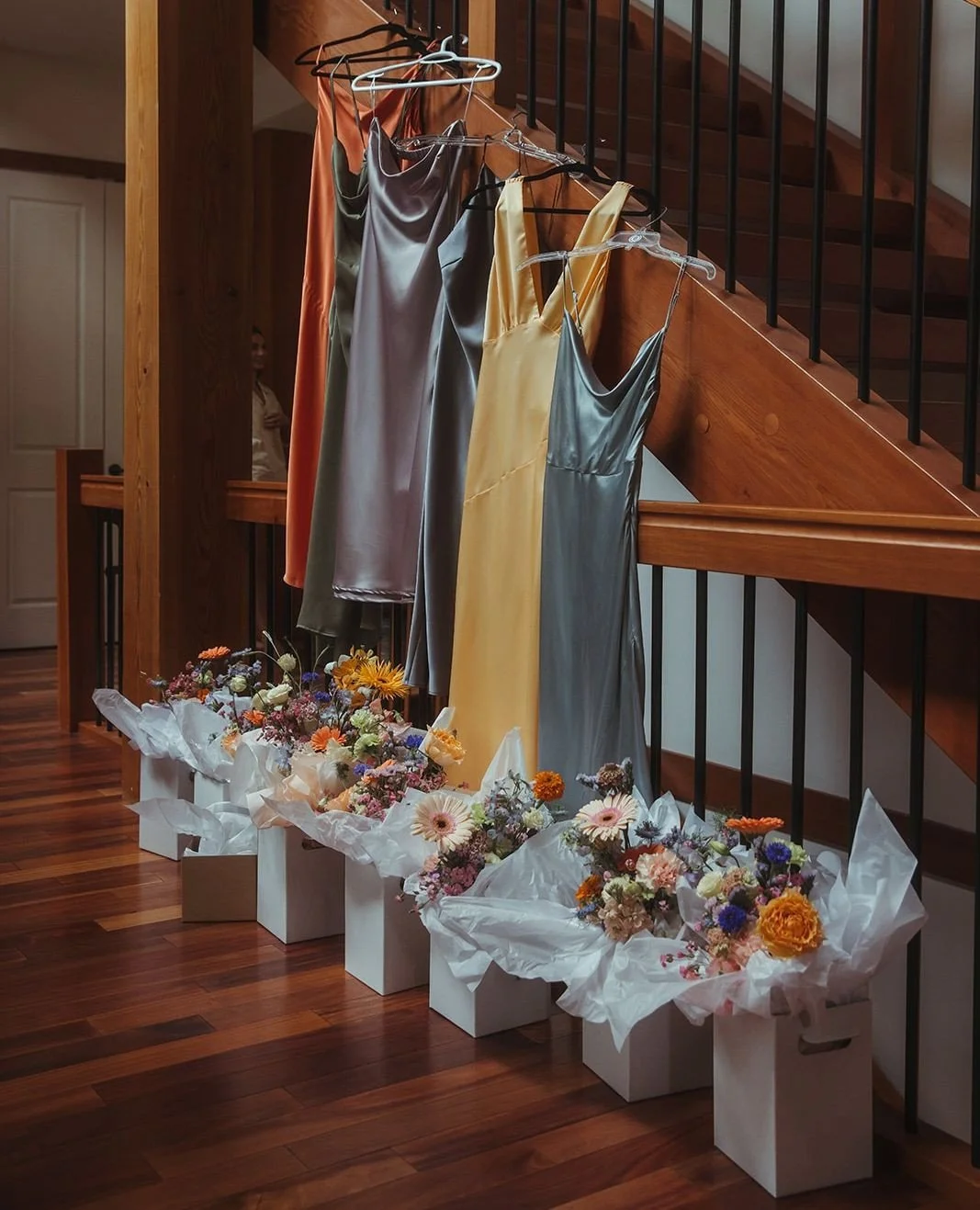 A spectrum of textiles and colours brings depth, dimension, and a customized feel to your bridal party. 
Thoughtfully selected tones celebrate each bridesmaid’s individuality while creating a cohesive palette that complements skin tones and