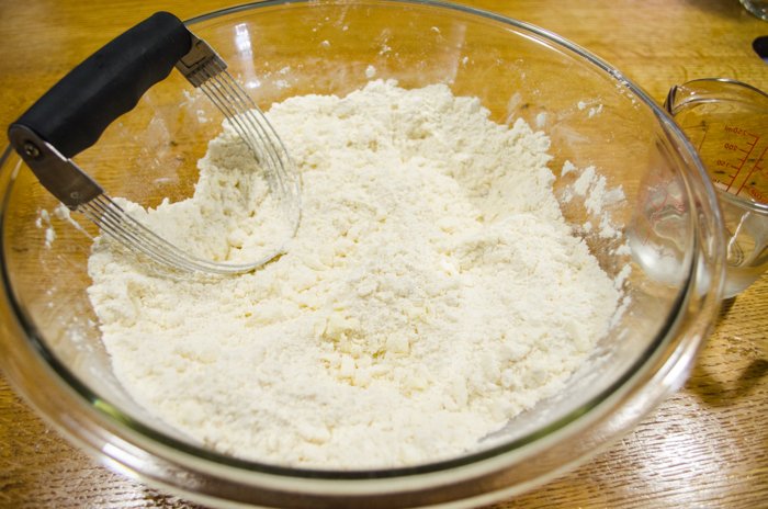 Cut the butter into the flour with a pastry cutter