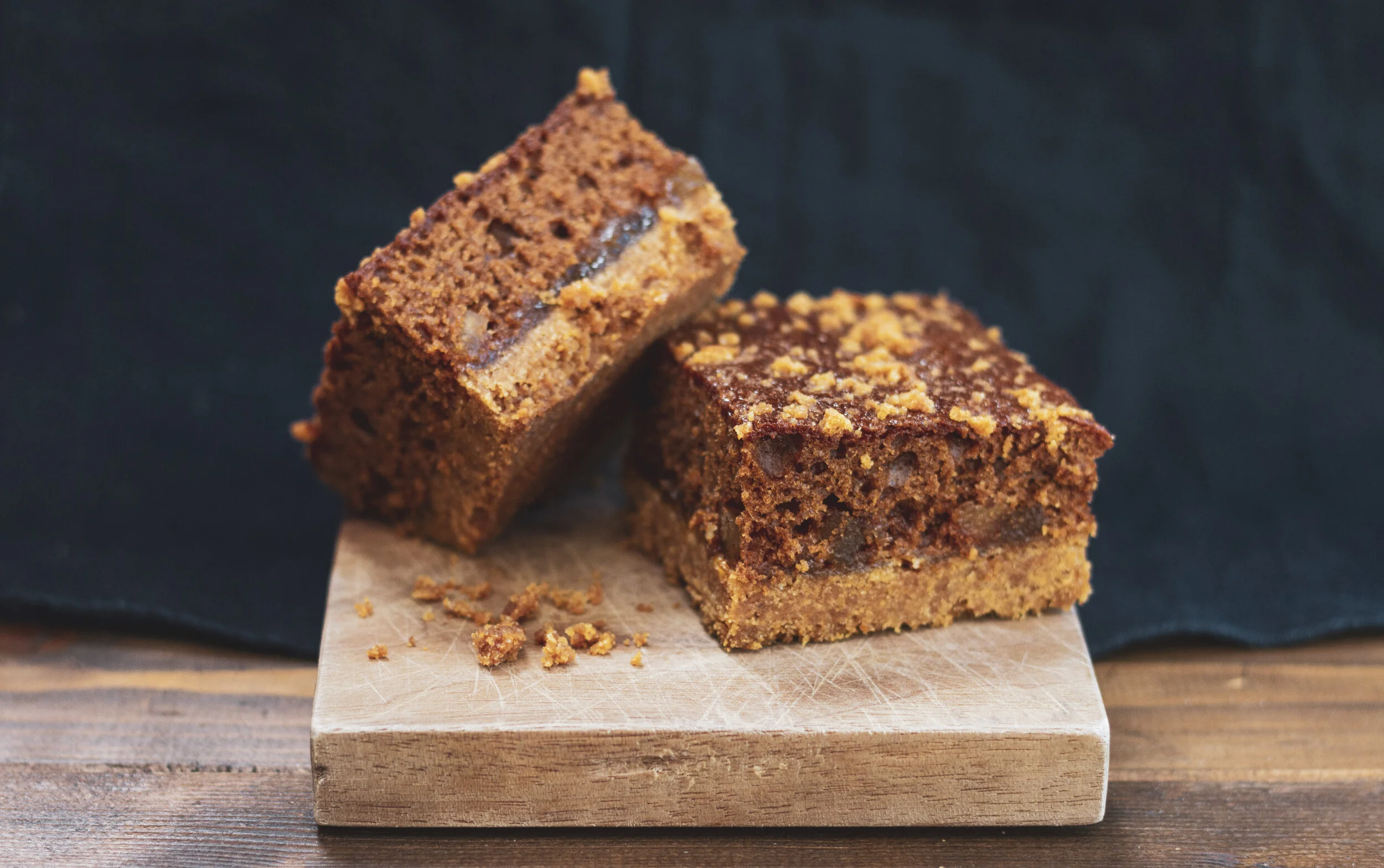 Wholesale Traybakes and Cake Supplier | Ardington Bakery | Ginger Crunch Traybake