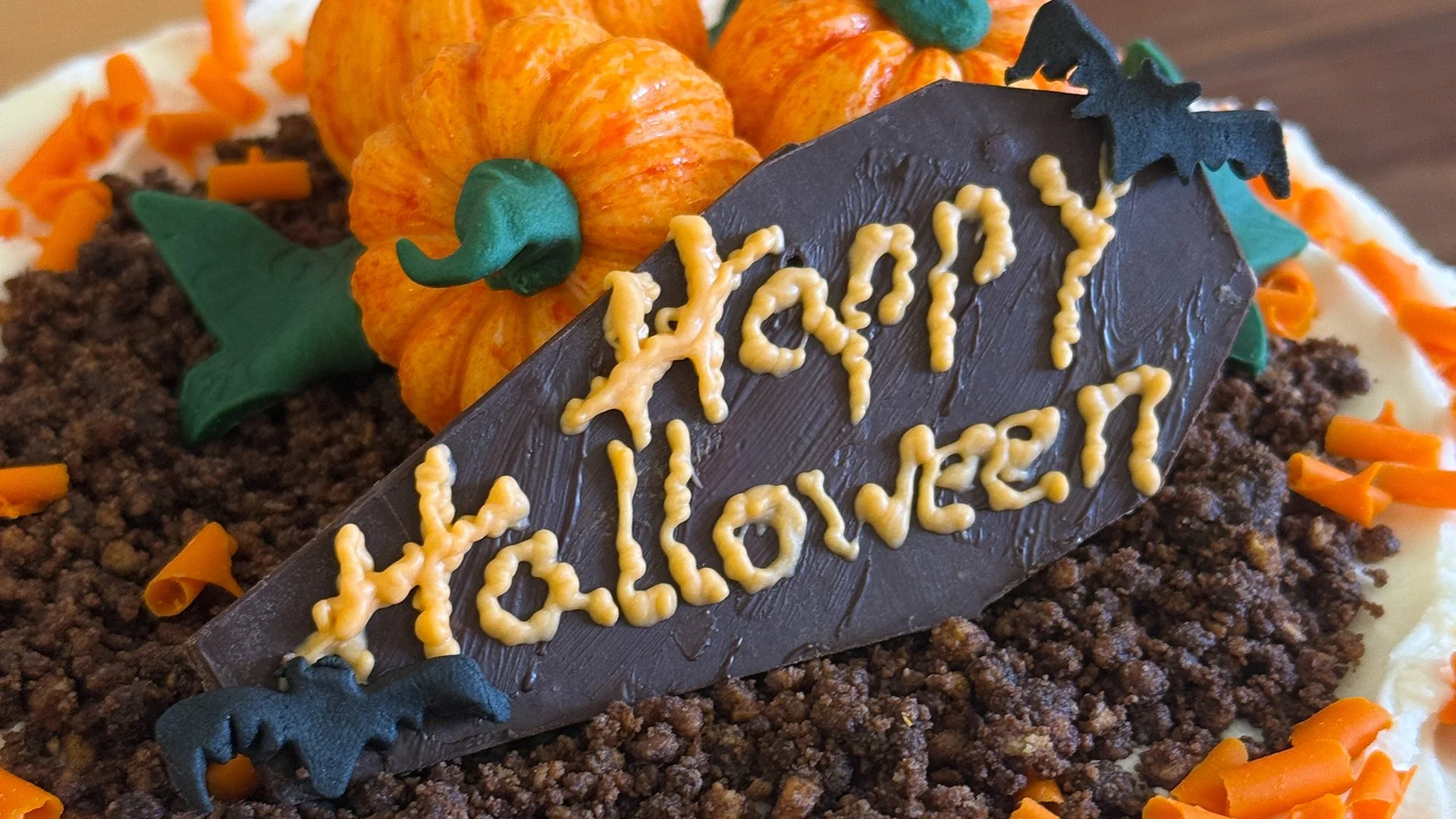 Halloween Cake Gallery 4.jpg