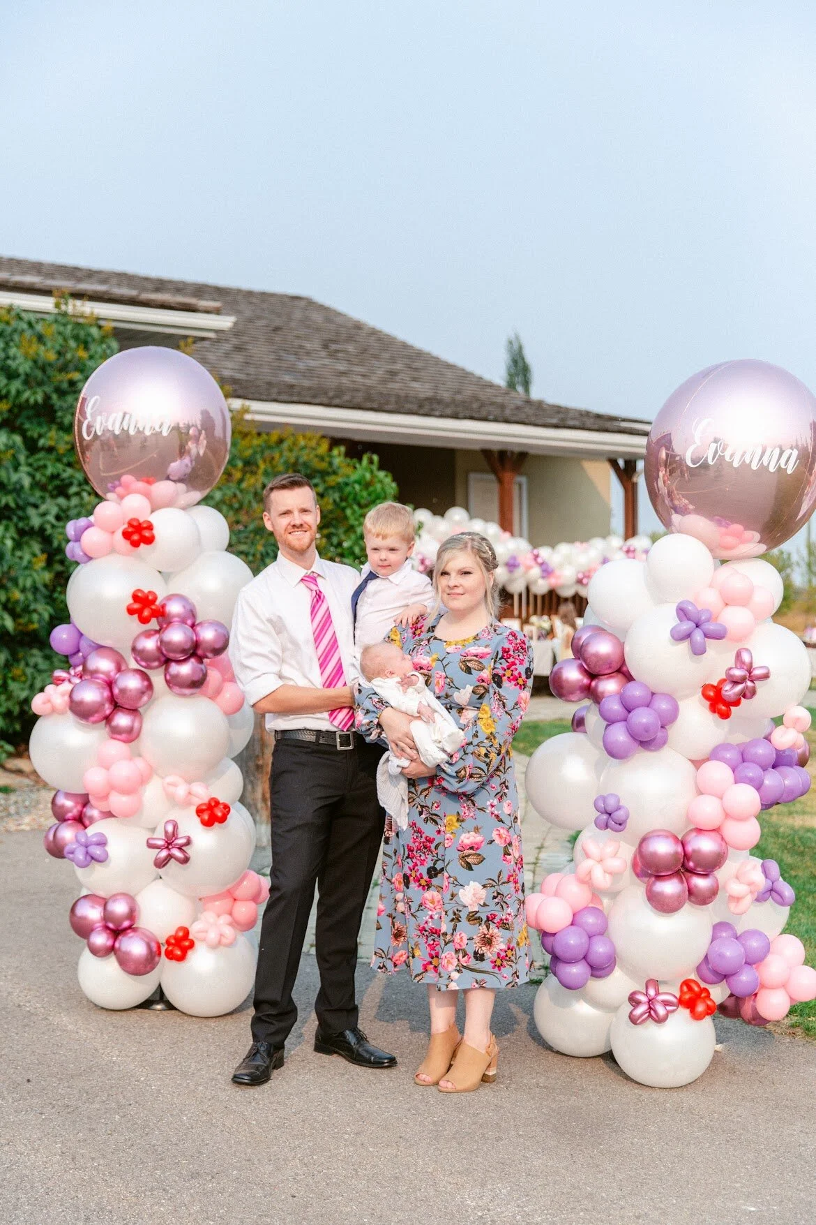 Custom Balloon Columns – Stunning Stand-Alone Decor for Any Event