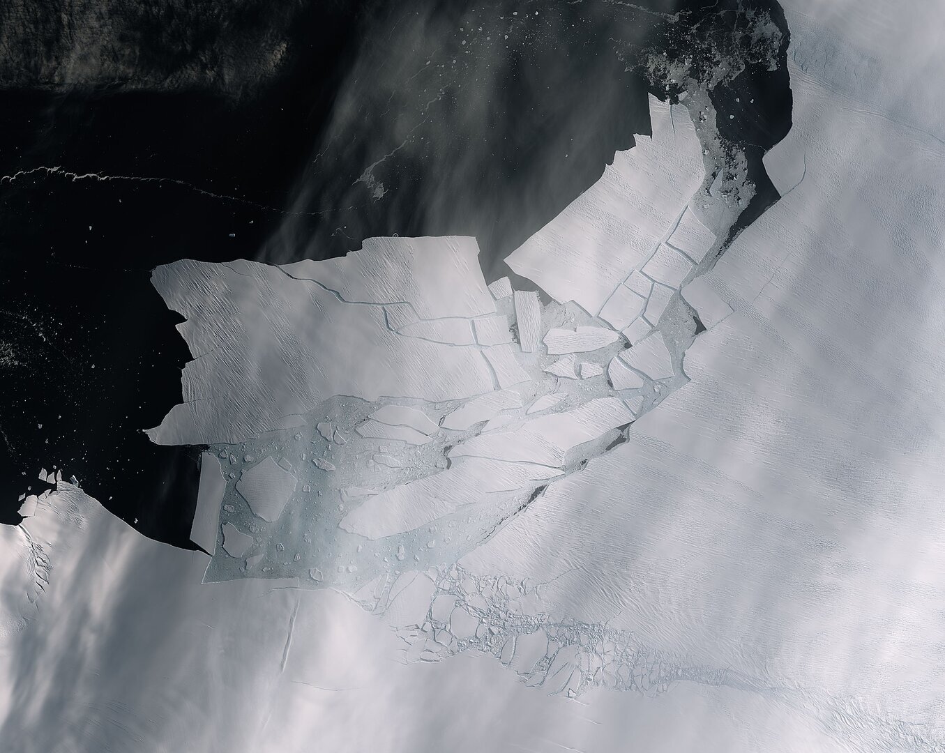 A Huge Iceberg Just Broke Off Pine Island Glacier