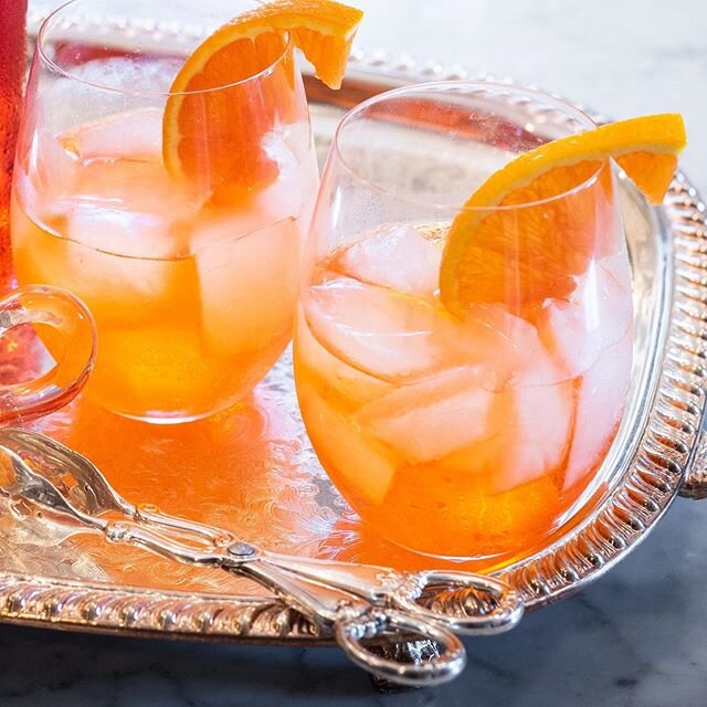 🍹Aperol Spritz🍹
Happy Monday! You are going to love my newest video on how to make an Aperol Spritz🍾
It is a Vacation in a glass! ☀️🏝
The best part... It&rsquo;s so easy!

Click the link in my bio to see how to make this refreshing summertime ☀️
