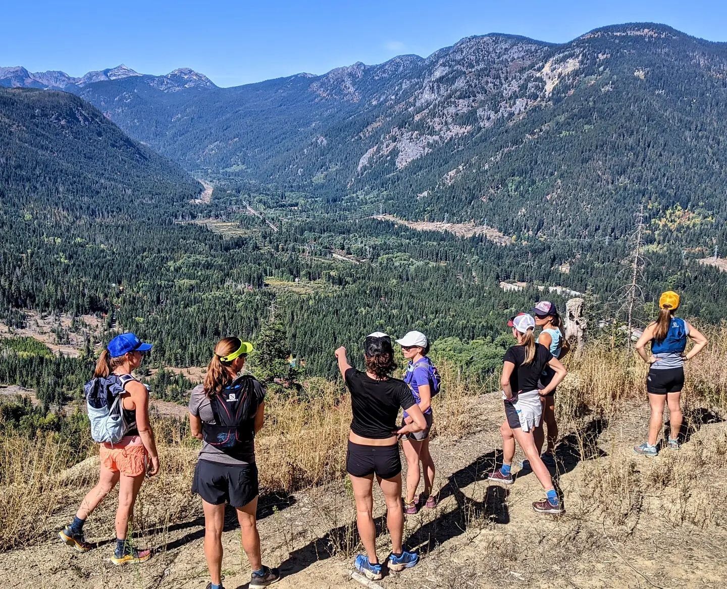 Turning a dream into a reality.

Last weekend we hosted our 2nd Annual Run into the Wild Program. The program was geared for women who were starting, continuing or returning to trail running.

This program was more than about running, but to bring wo