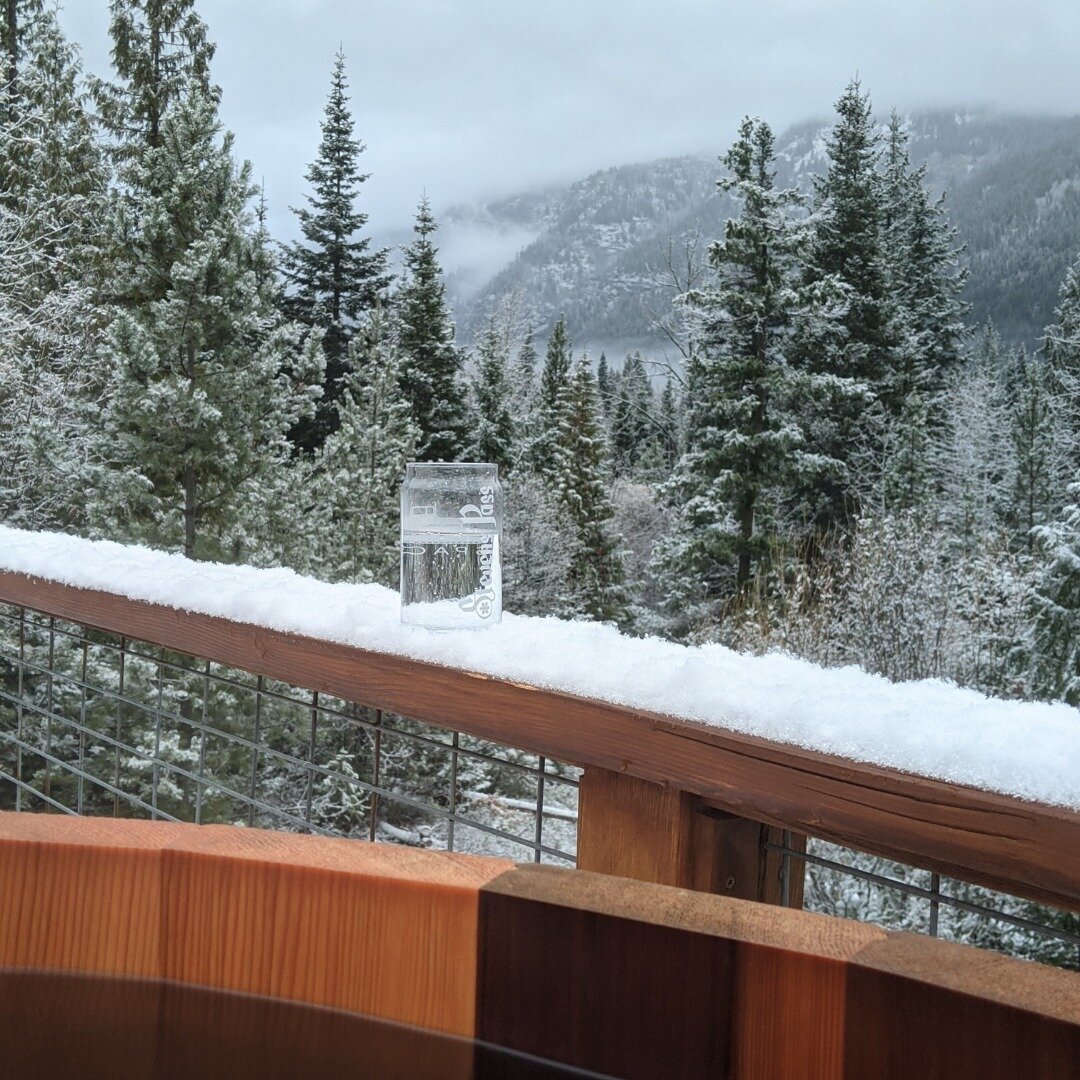 Today, winter arrives at Basecamp Cascadia! We can't wait to shred @stevenspass! For now, we are training the legs, then keeping an eye on the weather, drinking bubbly water, and recovering in the cedar soaking tub 🔥🛁

What are your ski season prep