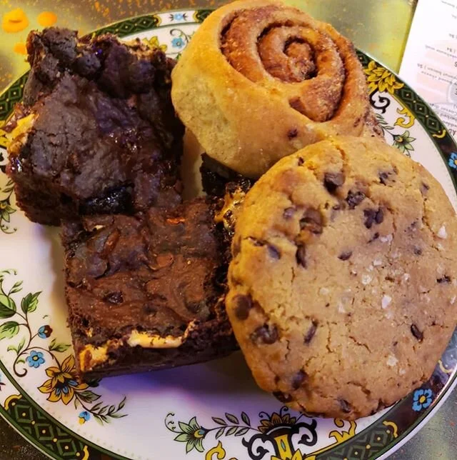It&rsquo;s a THREE desserts kind of Friday &mdash; we&rsquo;ve got chocolate chip cookies, cinnamon rolls, and BROWNIES. Come get one... or one of each! 🤘🏻