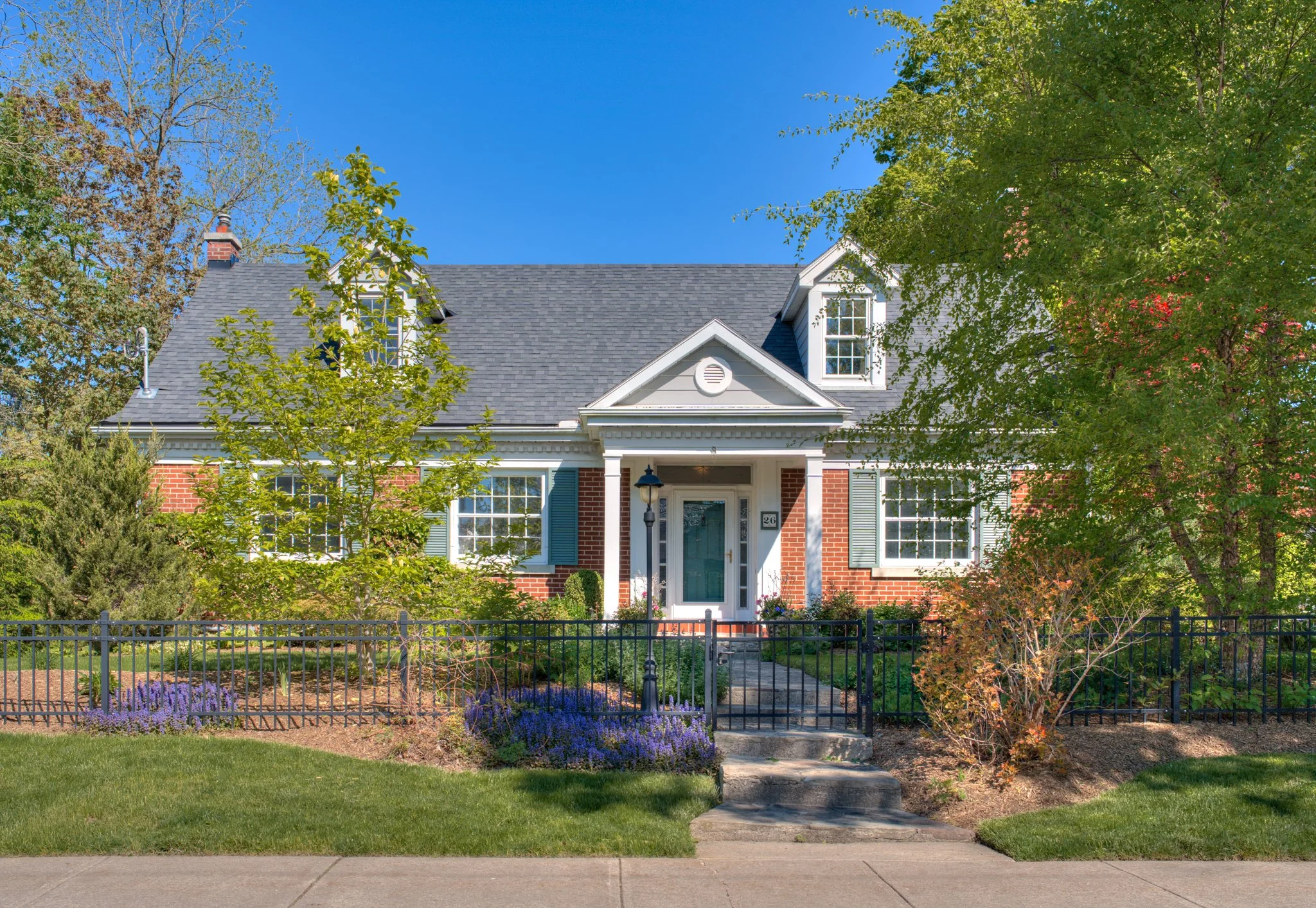 216-275 Larch St. Long Edge.jpg