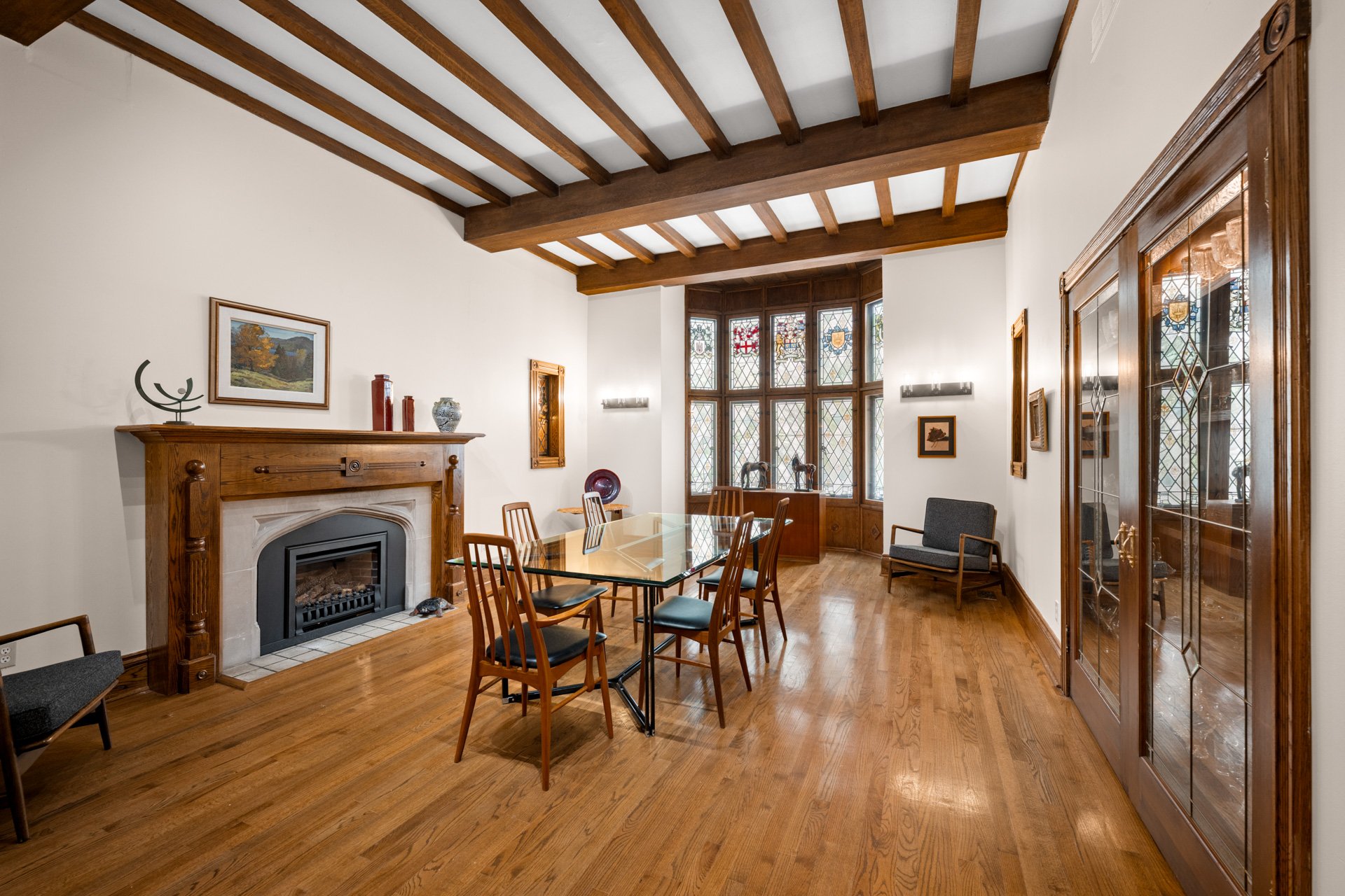 22-stuart-street-guelph-formal-dining-room-historic.jpg