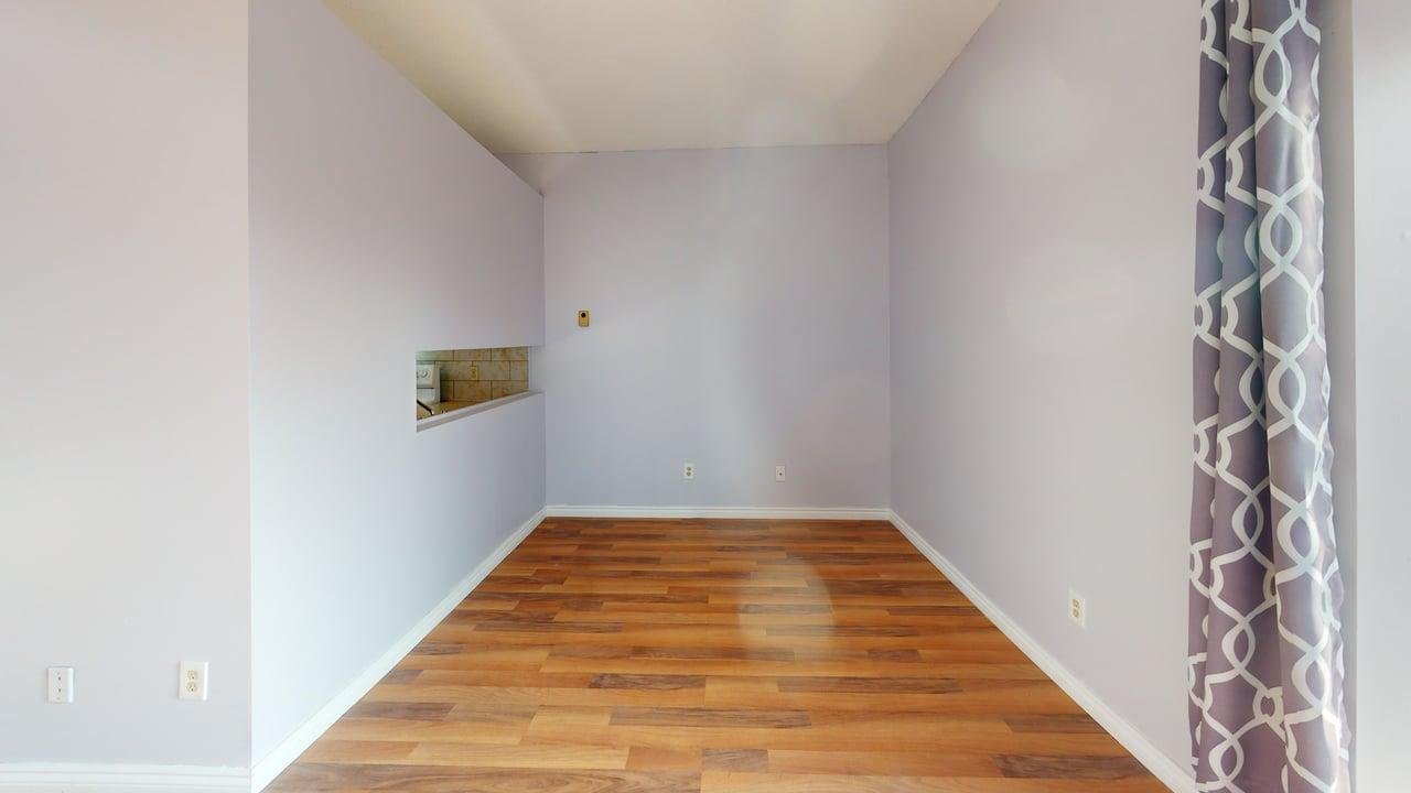 201-97-Farquhar-Street-Guelph-ON-N1H-3N4-Living-Room 1.jpg