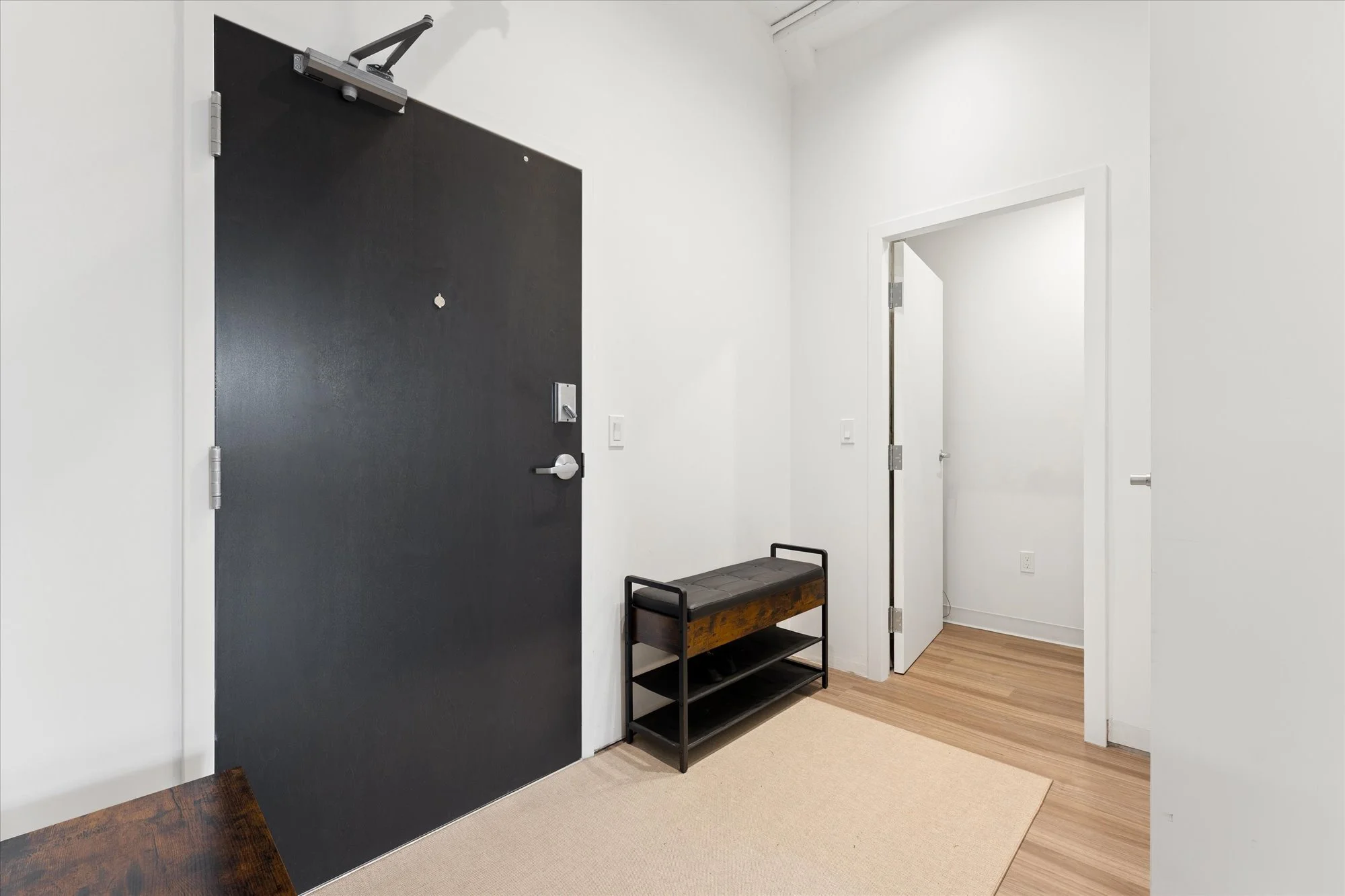 06-120Huron137 006.jpg