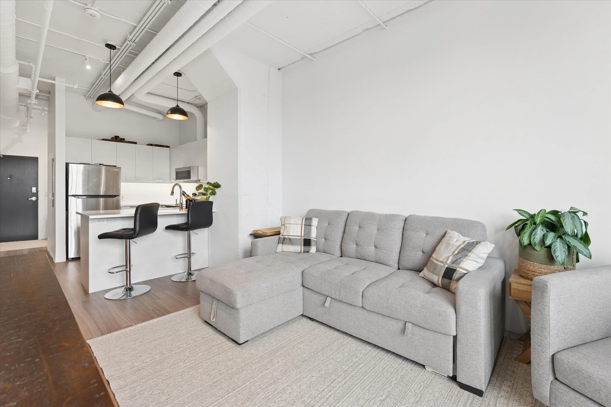 11-120Huron137 011.jpg