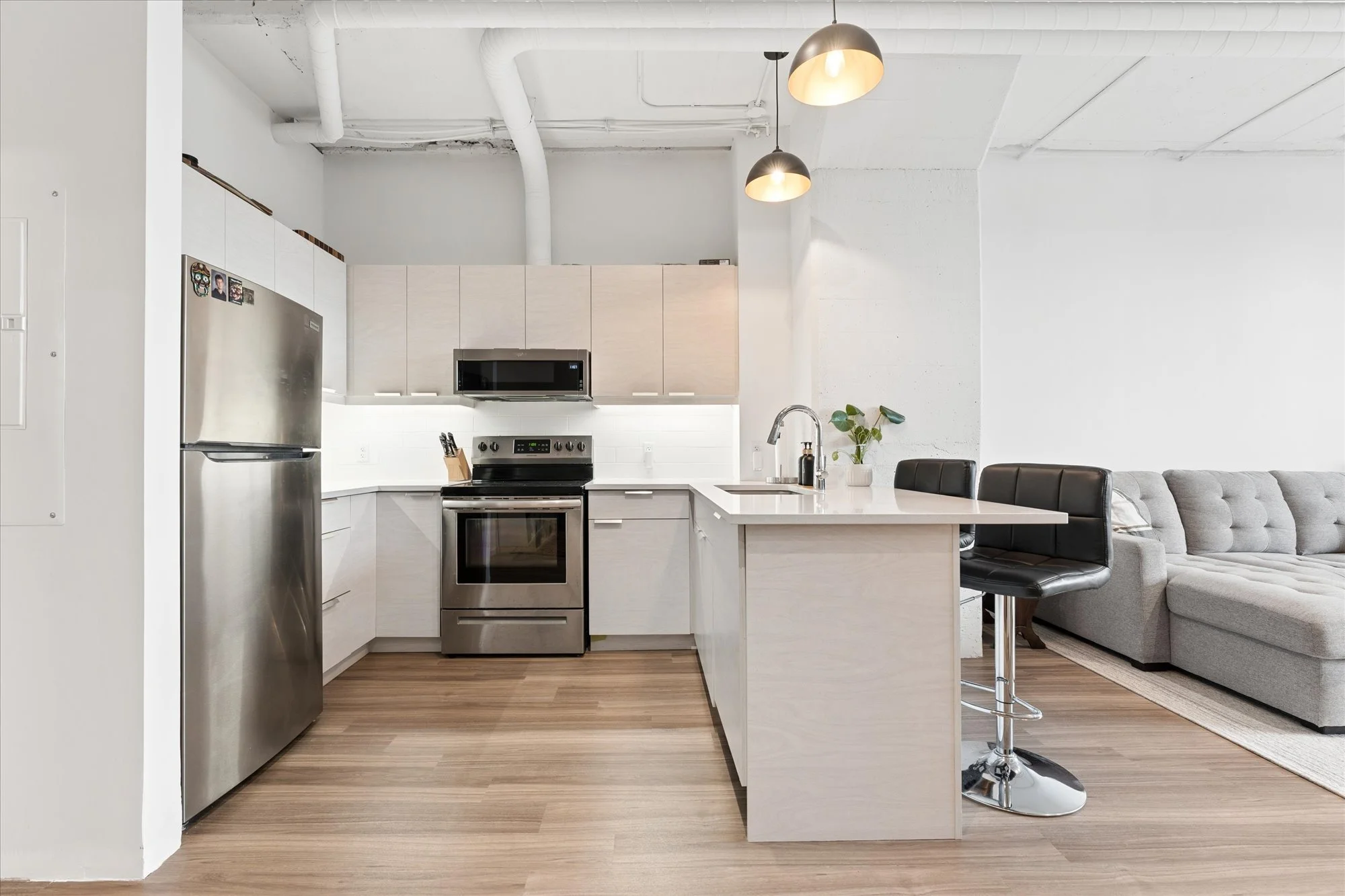 14-120Huron137 014.jpg