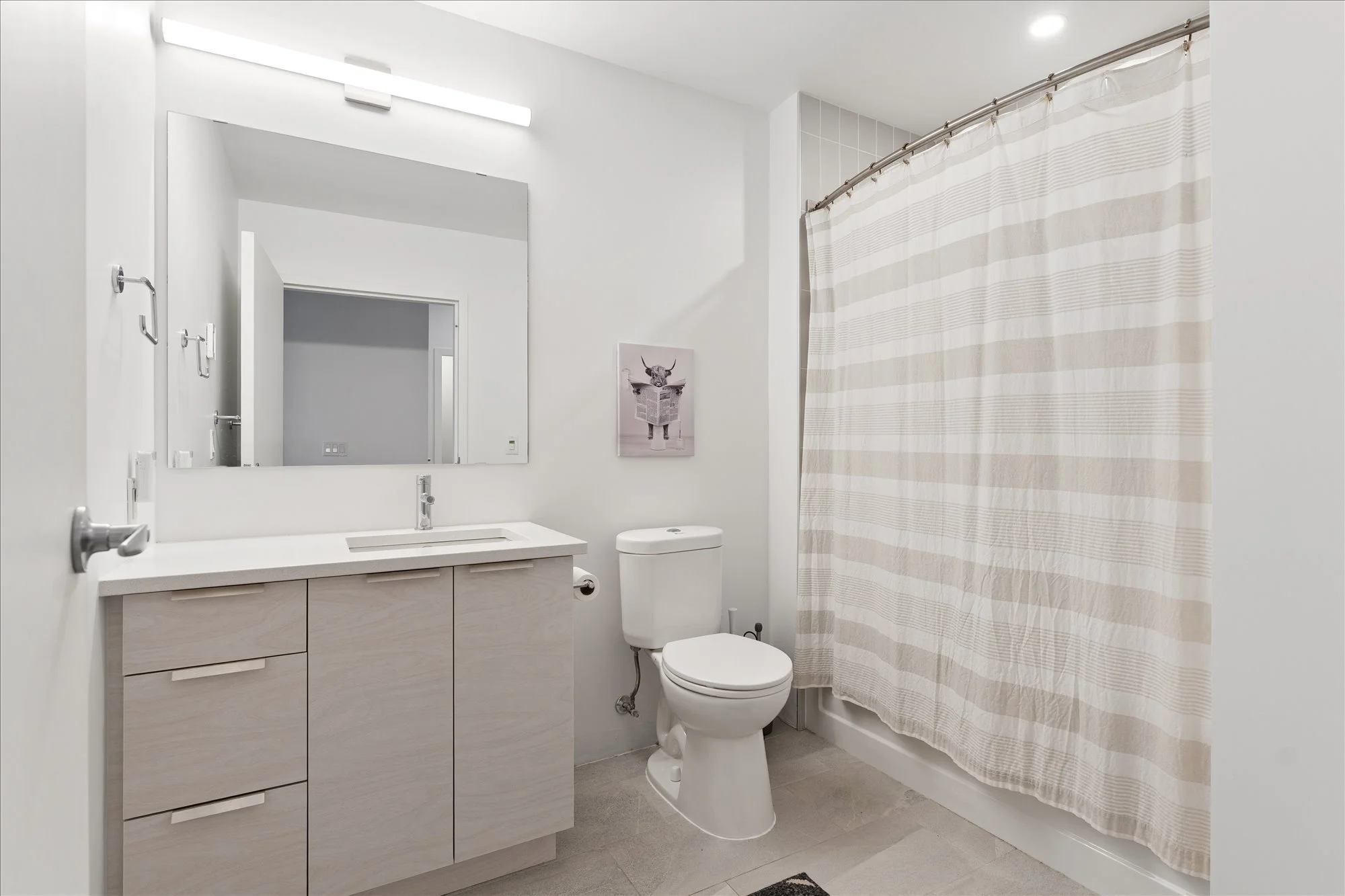 17-120Huron137 017.jpg