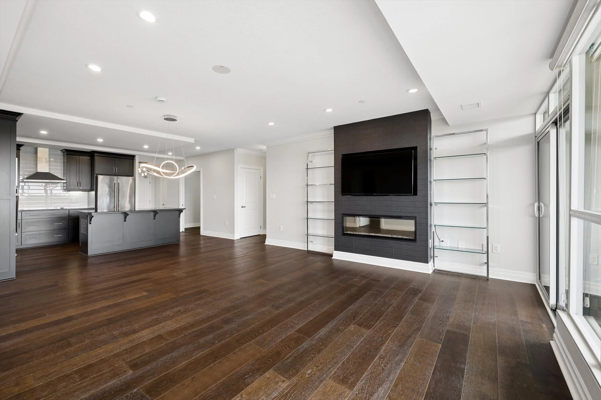 River Mill Condos Downtown Guelph 1503-150 Wellington Street, Guelph (21).jpg