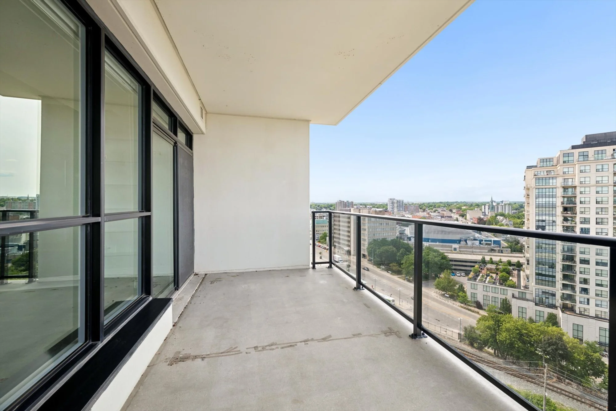 River Mill Condos Downtown Guelph 1503-150 Wellington Street, Guelph (27).jpg