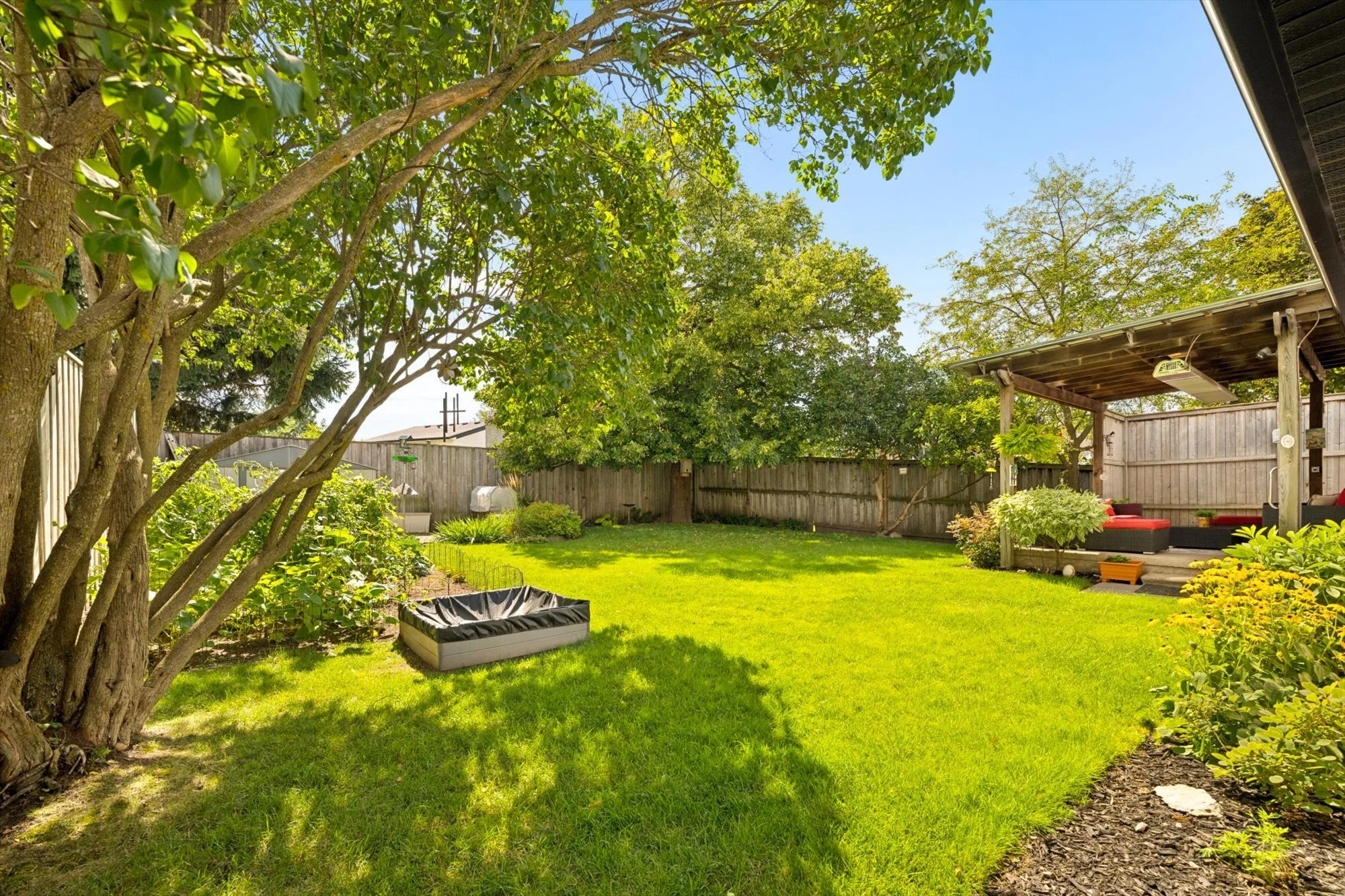 158 Autumn Hill CrescentKitchener, ON N2N 1K8 (40).jpg