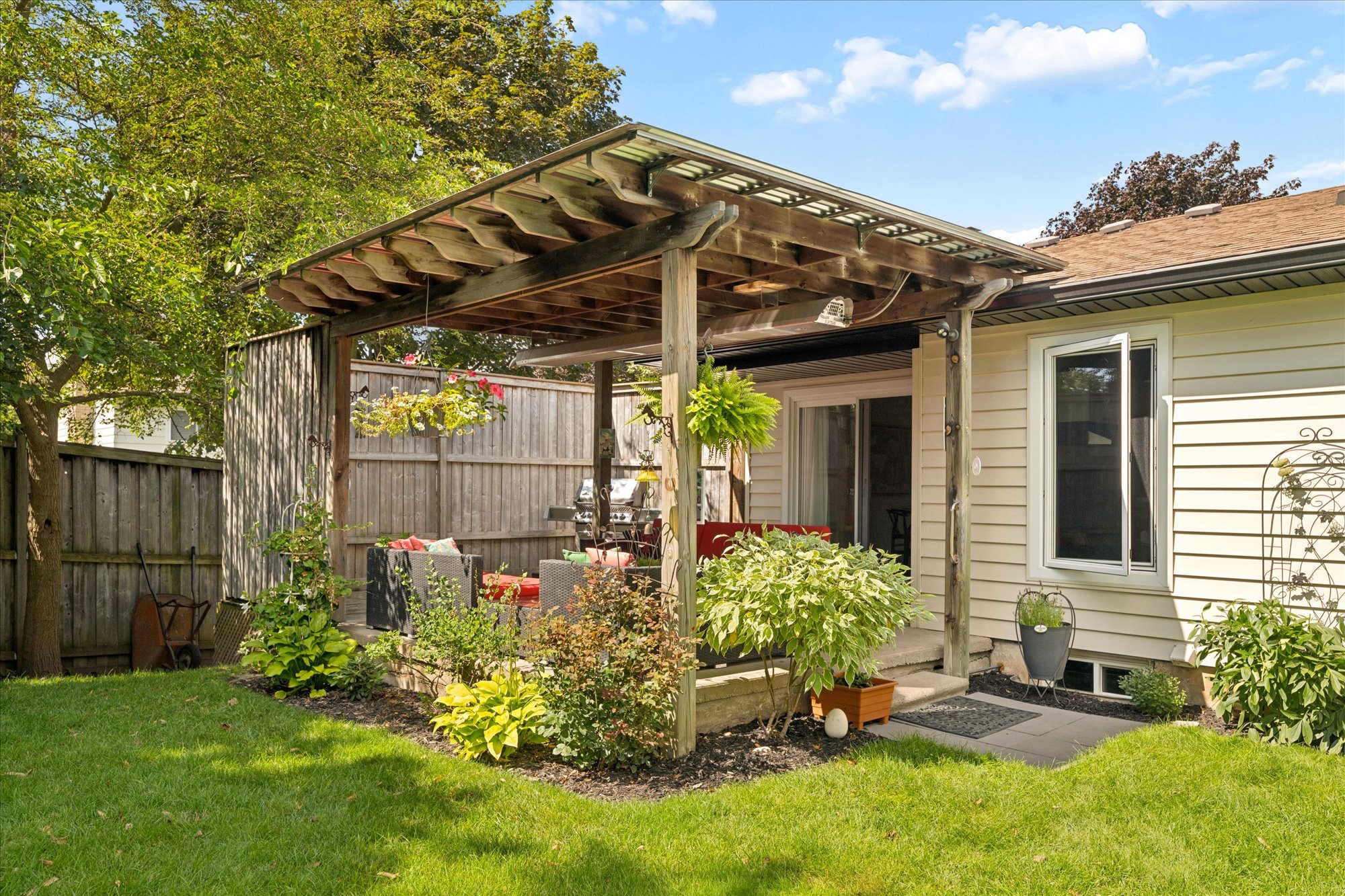 158 Autumn Hill CrescentKitchener, ON N2N 1K8 (45).jpg