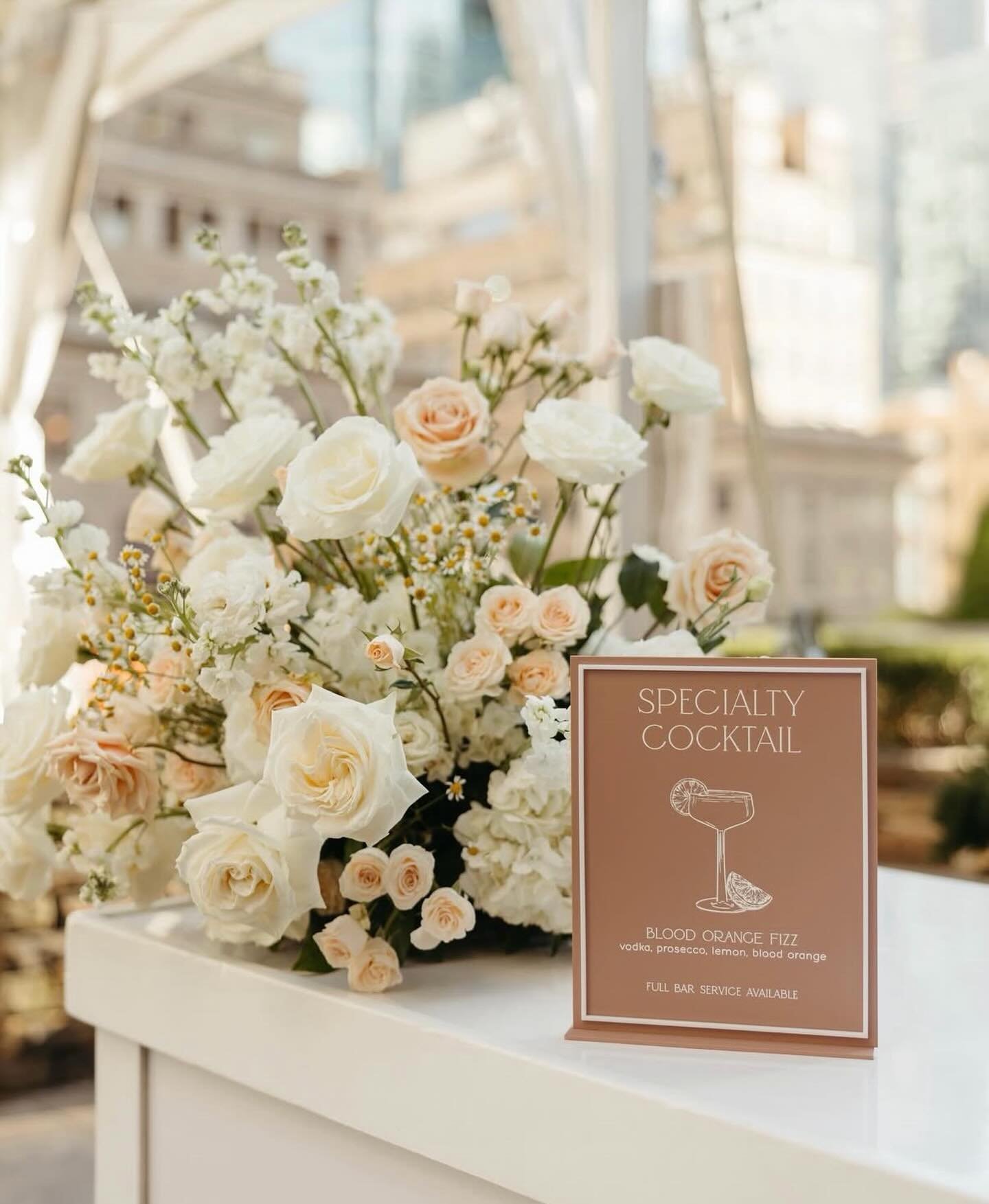 What is your favorite specialty cocktail?!

Location: @620loftgarden 
Photo: @bridgettreidphoto
Planner: @rachelbeharevents 
Florist @iviejoyfloralarts 
Rentals: @partyrentalltd 
Lighting @shadesofgreyproductions 
Entertainment @generationevents 
Sta